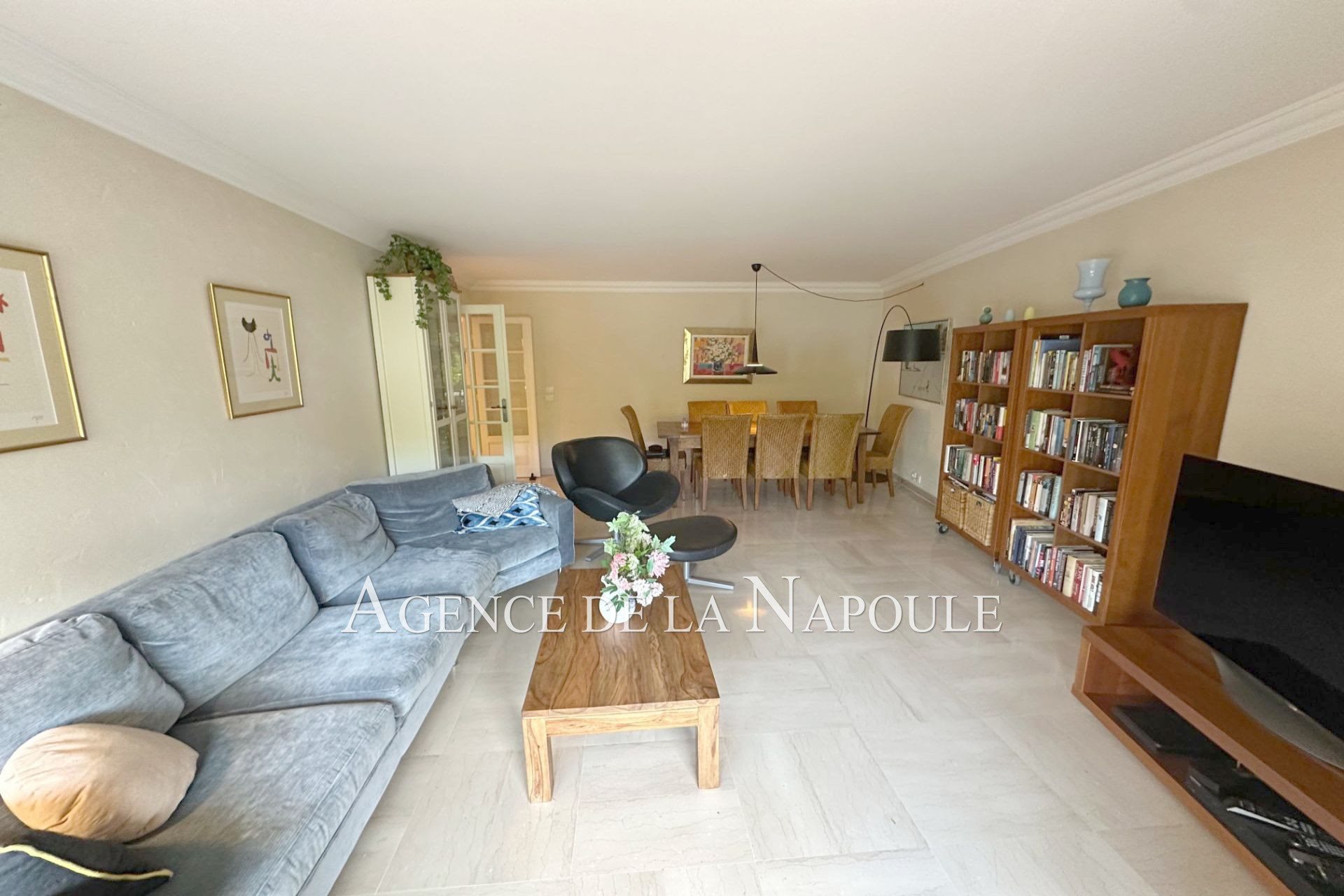 Appartement à vendre, 75m², Mandelieu-la-Napoule