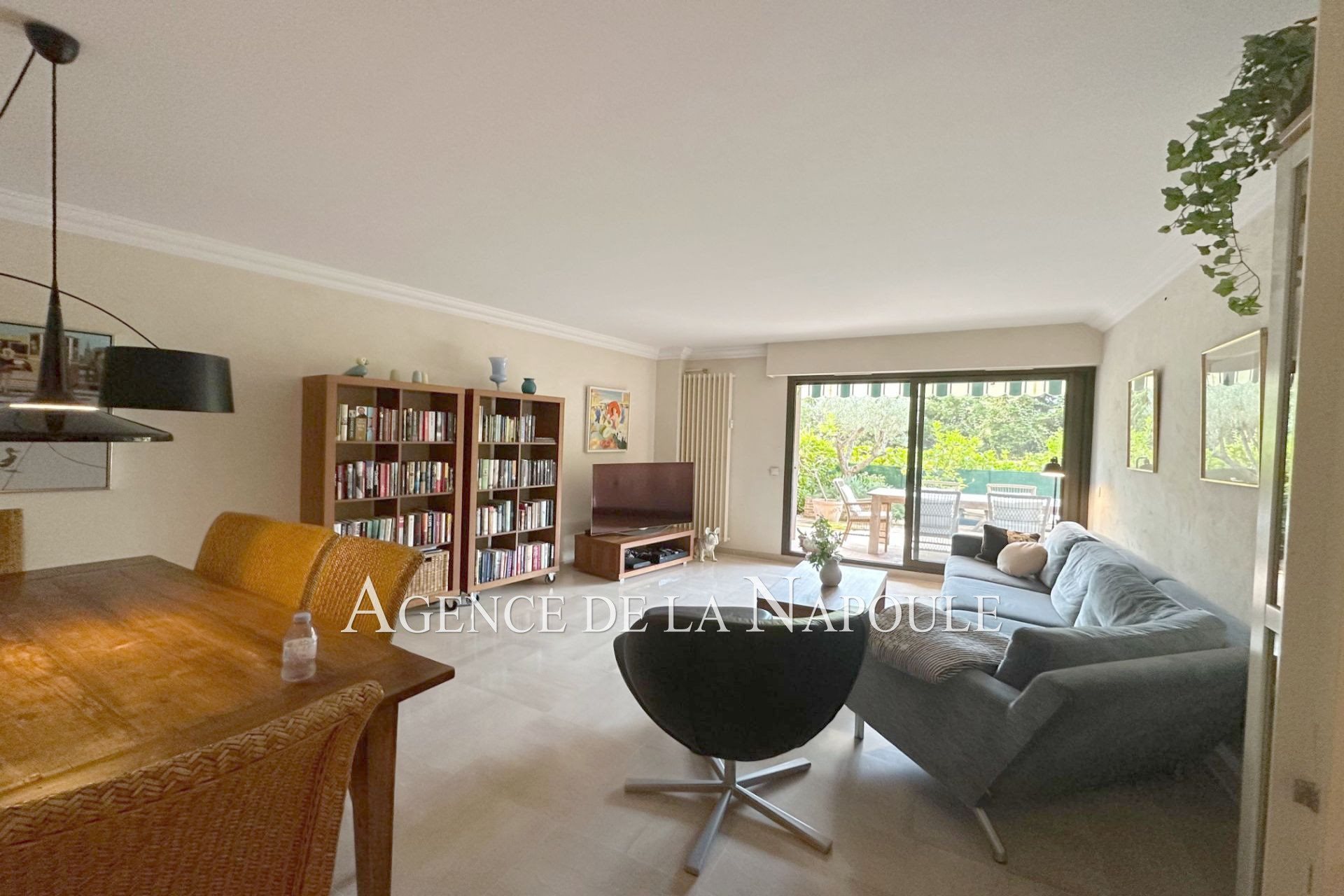 Appartement à vendre, 75m², Mandelieu-la-Napoule