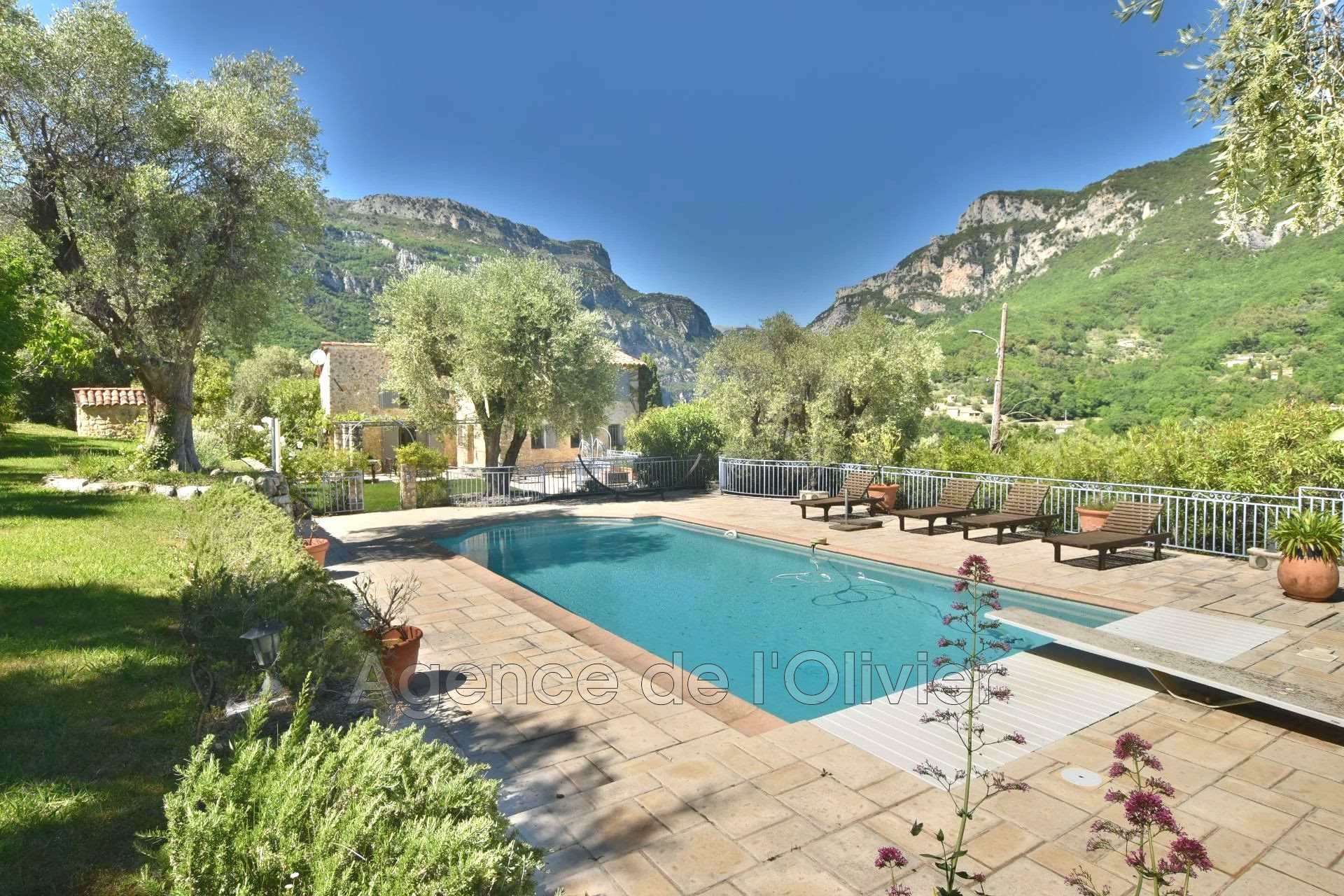 Maison à vendre, 151m², Le Bar-sur-Loup