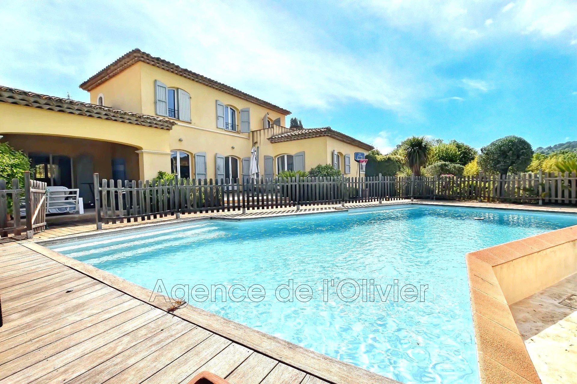 Maison à vendre, 263m², Châteauneuf-Grasse