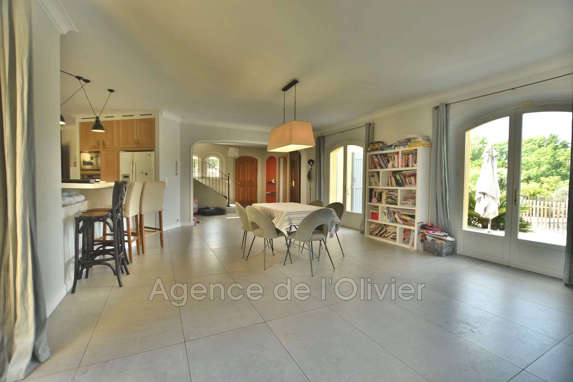 Maison à vendre, 263m², Châteauneuf-Grasse