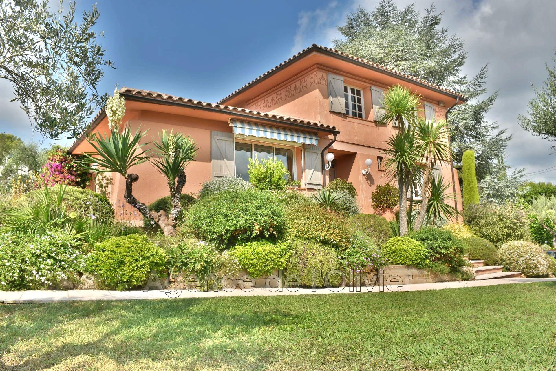 Maison à vendre, 196m², Valbonne