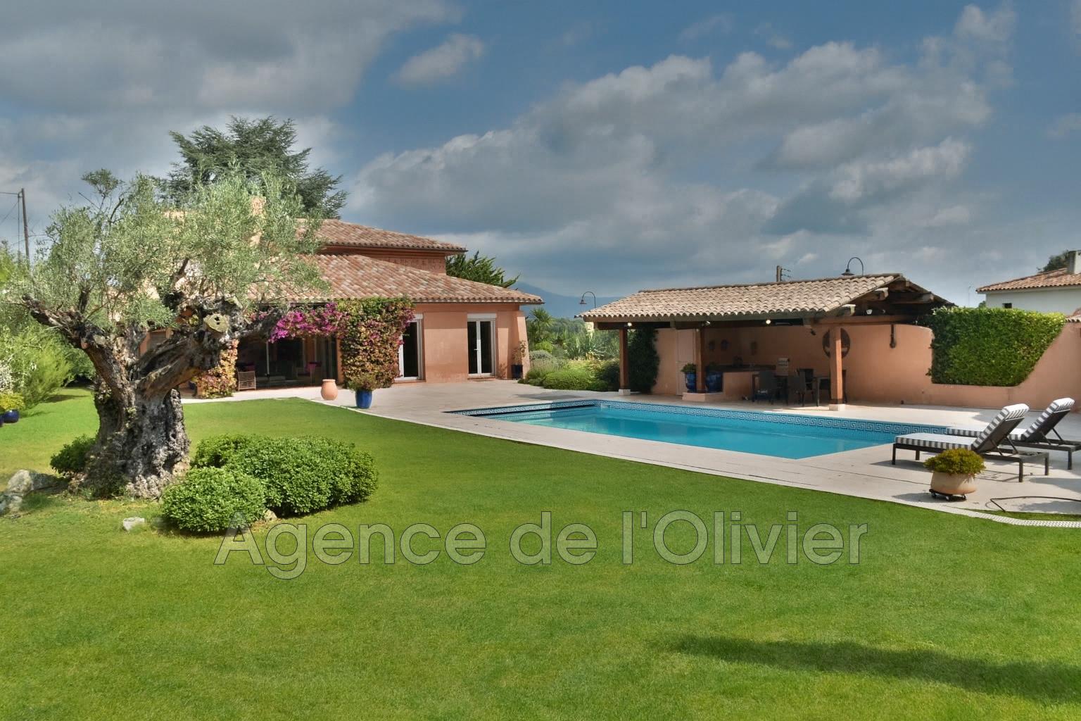 Maison à vendre, 196m², Valbonne