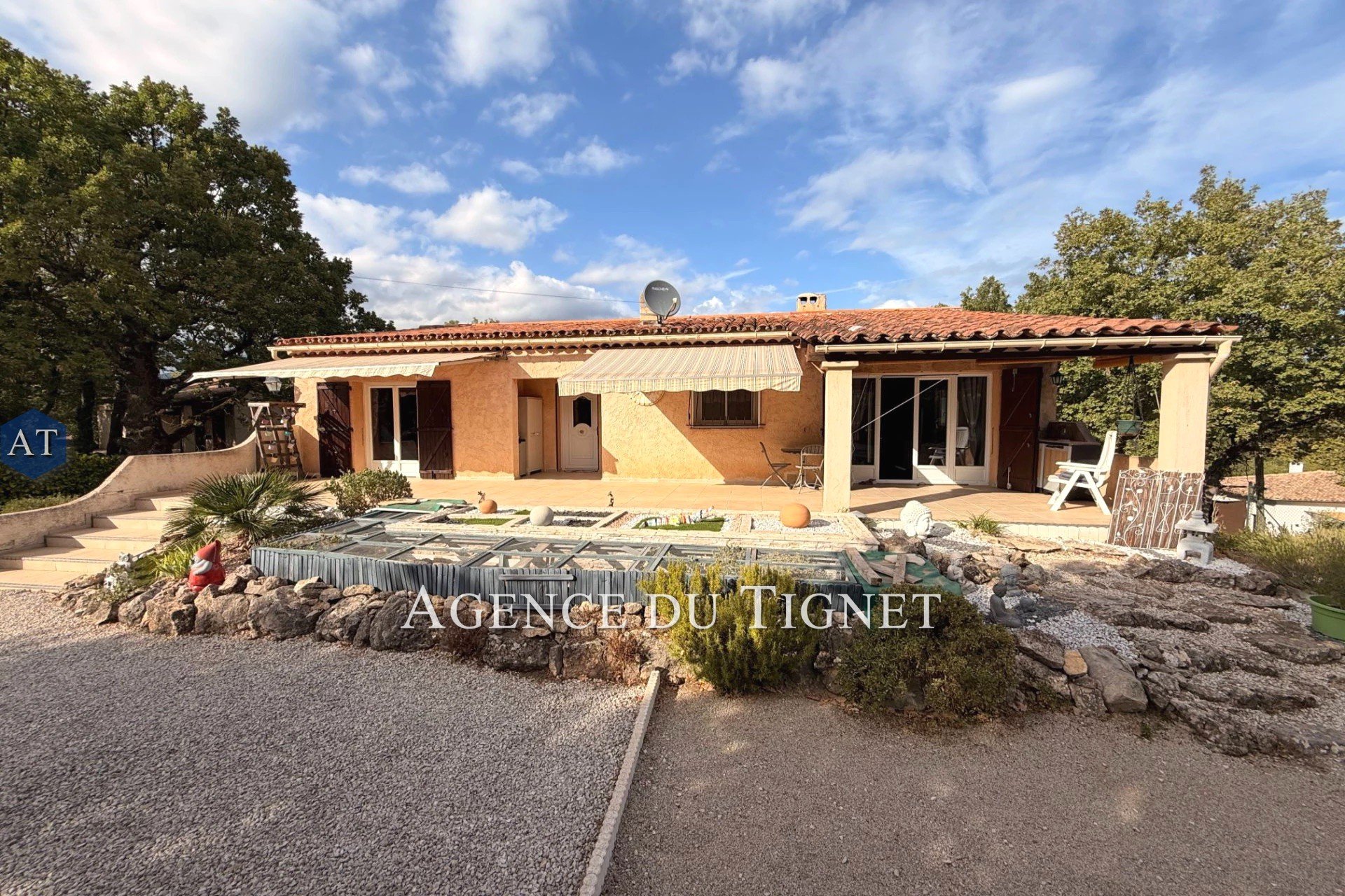 Maison à vendre, 162m², Saint-Cézaire-sur-Siagne