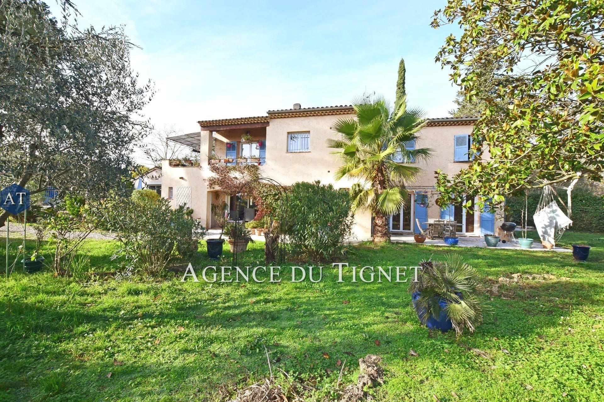Maison à vendre, 205m², Peymeinade