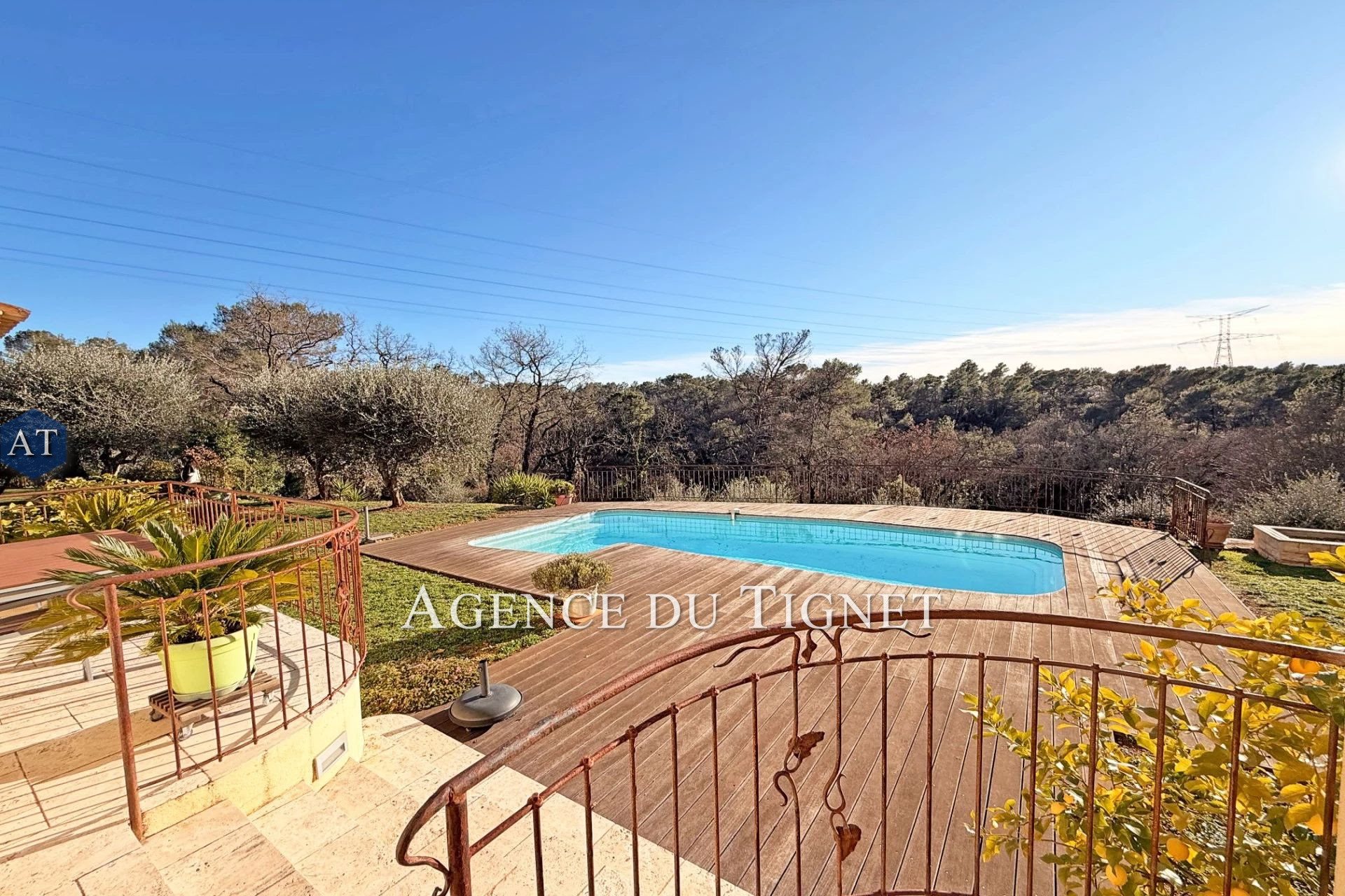 Maison à vendre, 161m², Saint-Cézaire-sur-Siagne