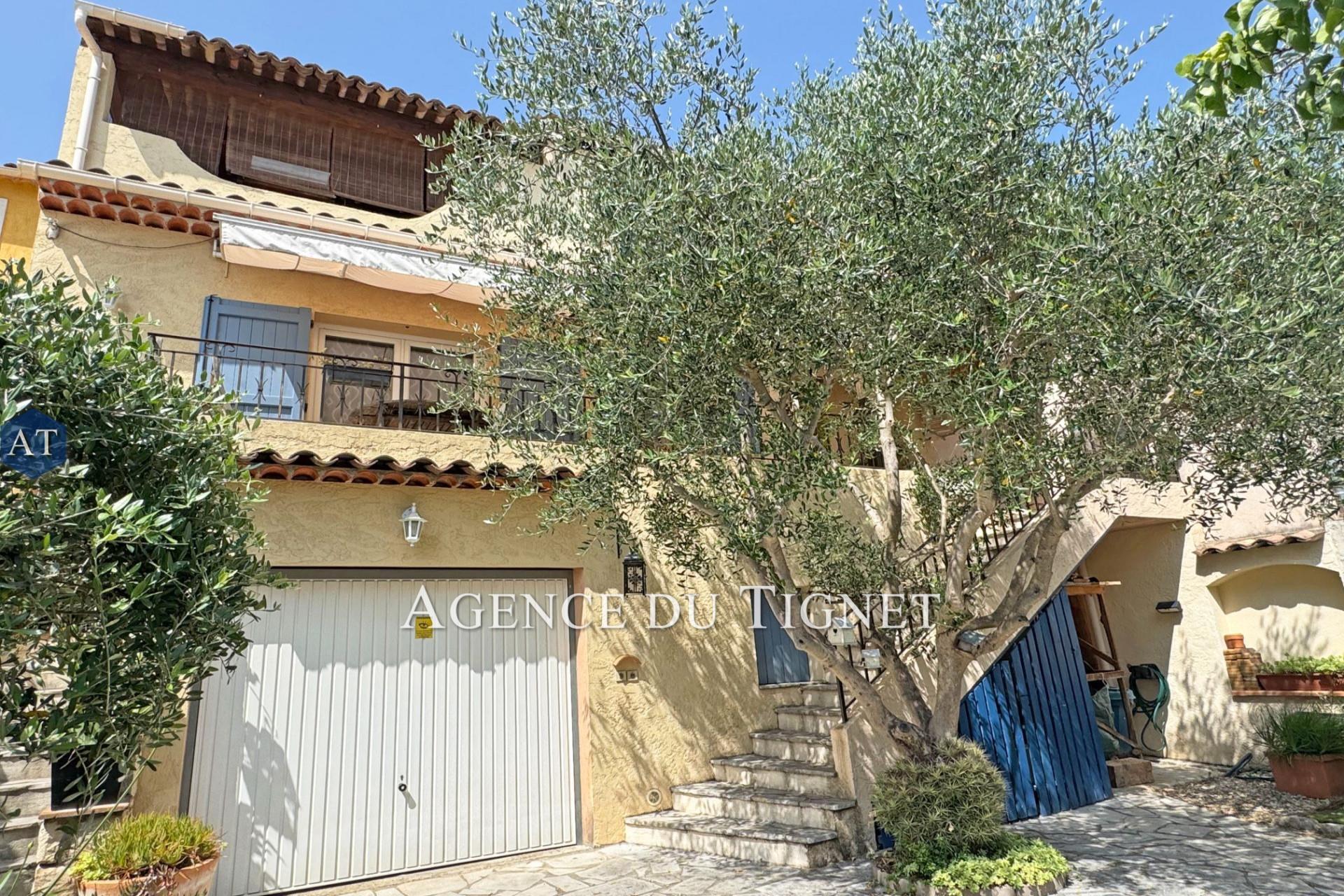 Maison à vendre, 101m², Peymeinade