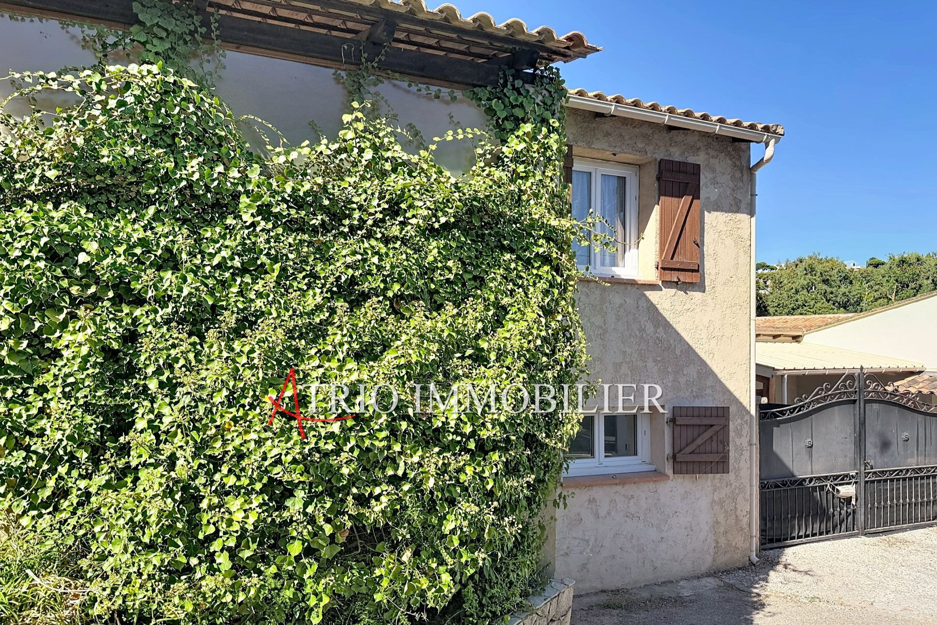 Maison à vendre, 100m², Cagnes-sur-Mer