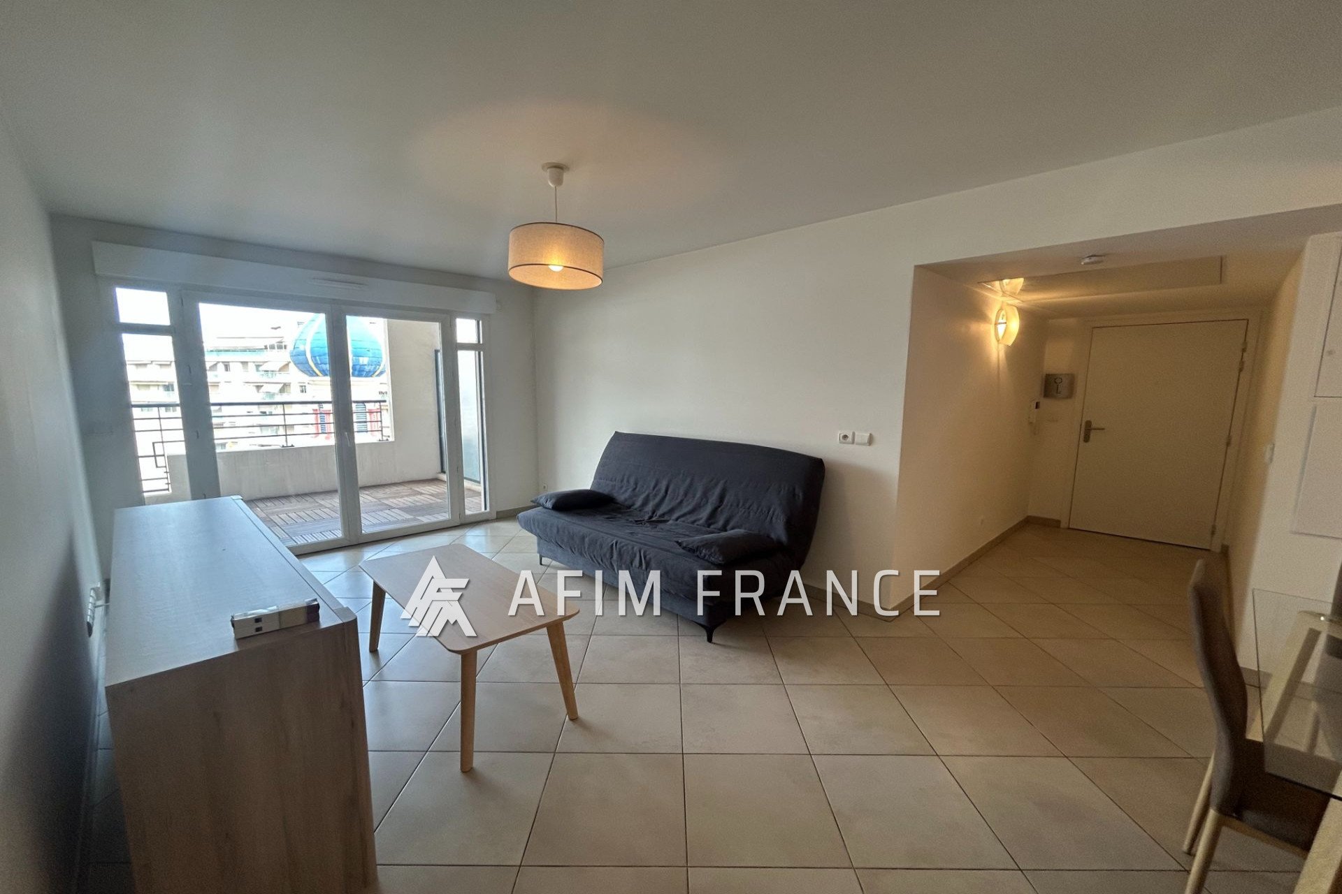 Appartement à louer, 47m², Menton