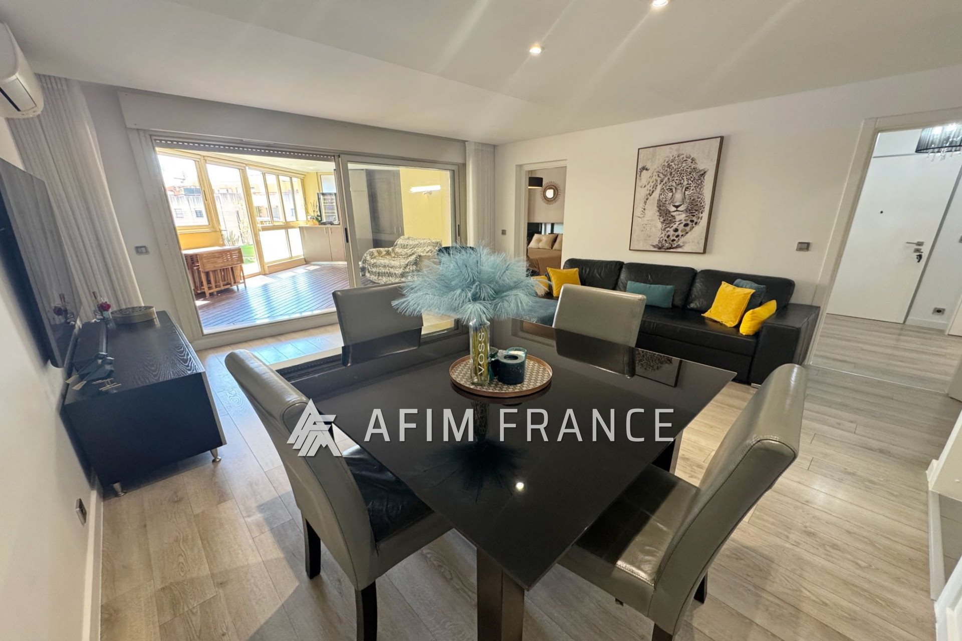 Appartement à vendre, 73m², Beausoleil
