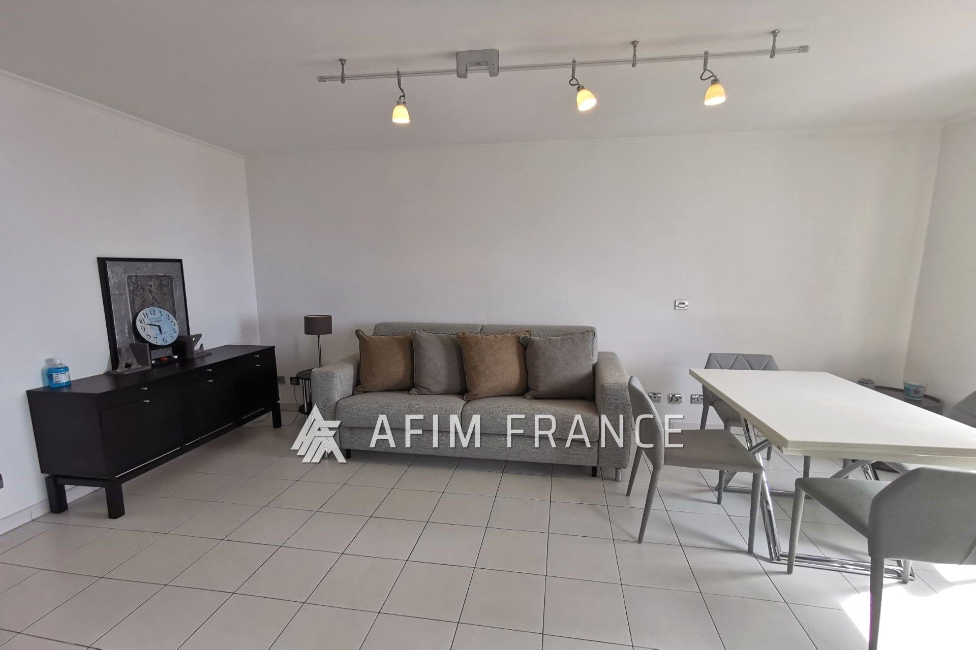 Appartement à louer, 26m², Beausoleil