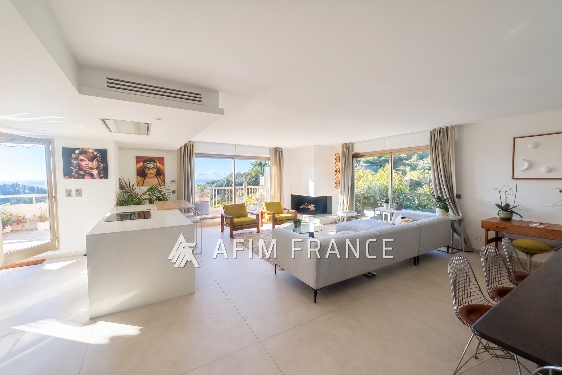 Appartement à louer, 130m², Èze