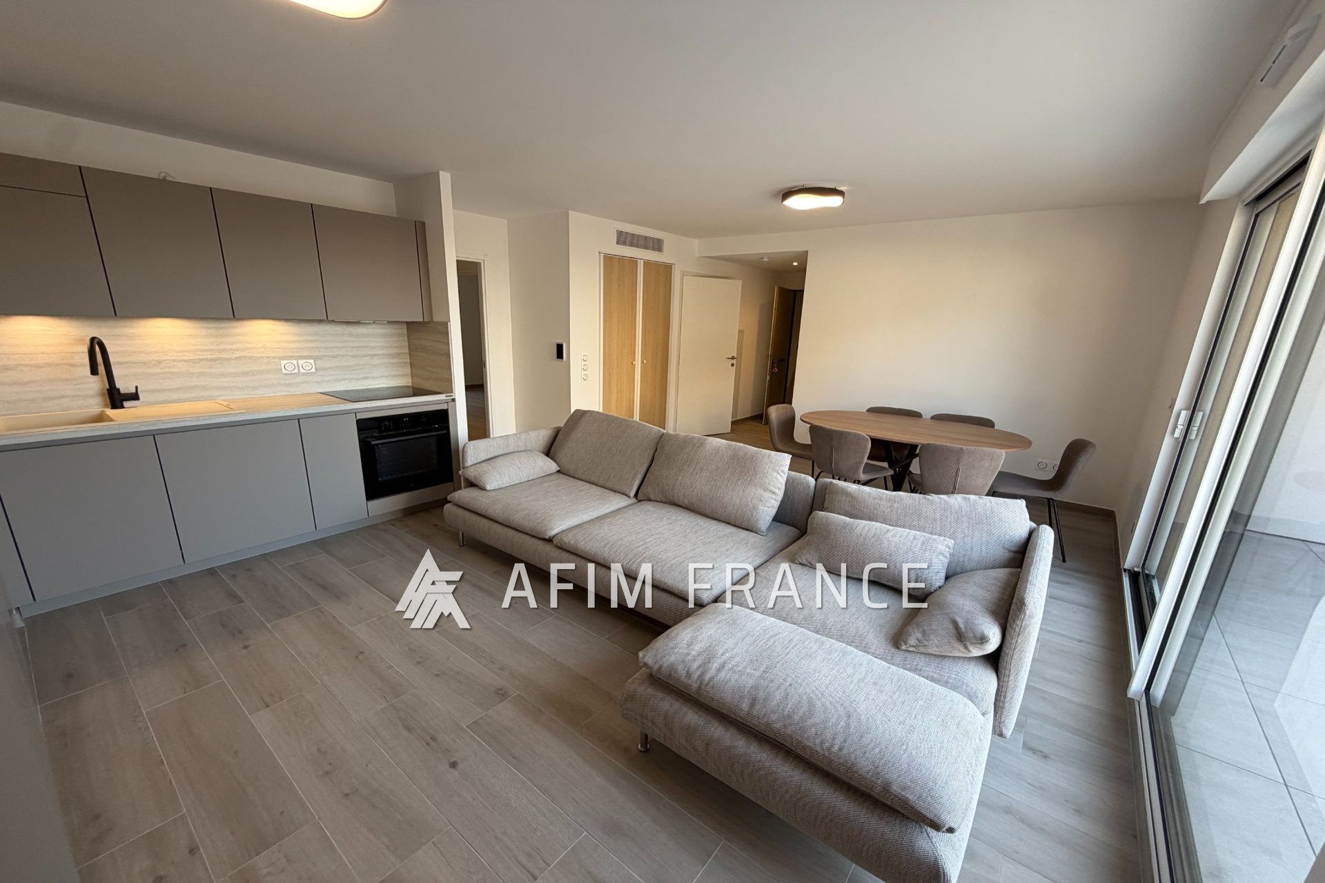 Appartement à louer, 65m², Cap-d'Ail