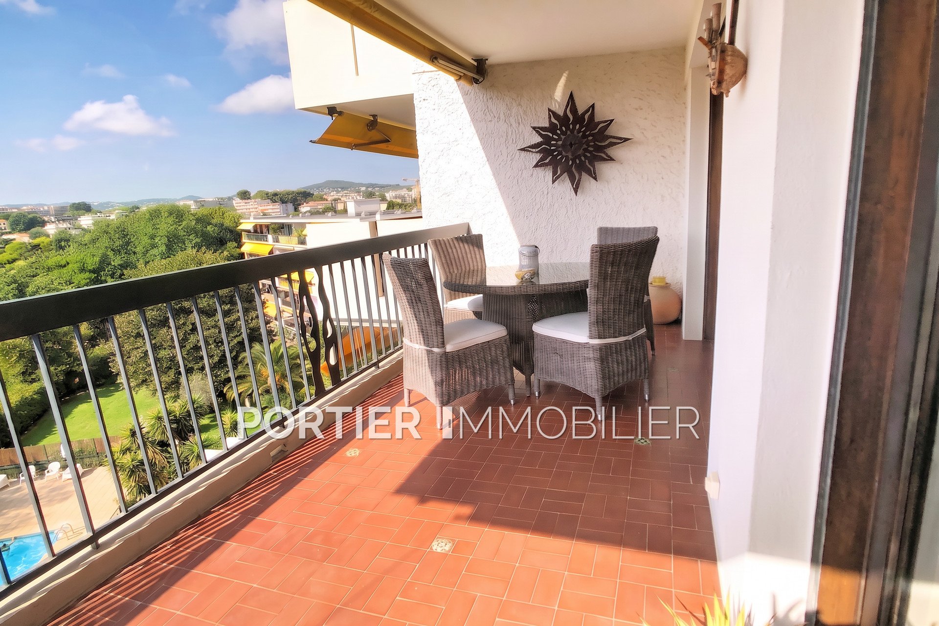 Appartement à louer, 73m², Antibes