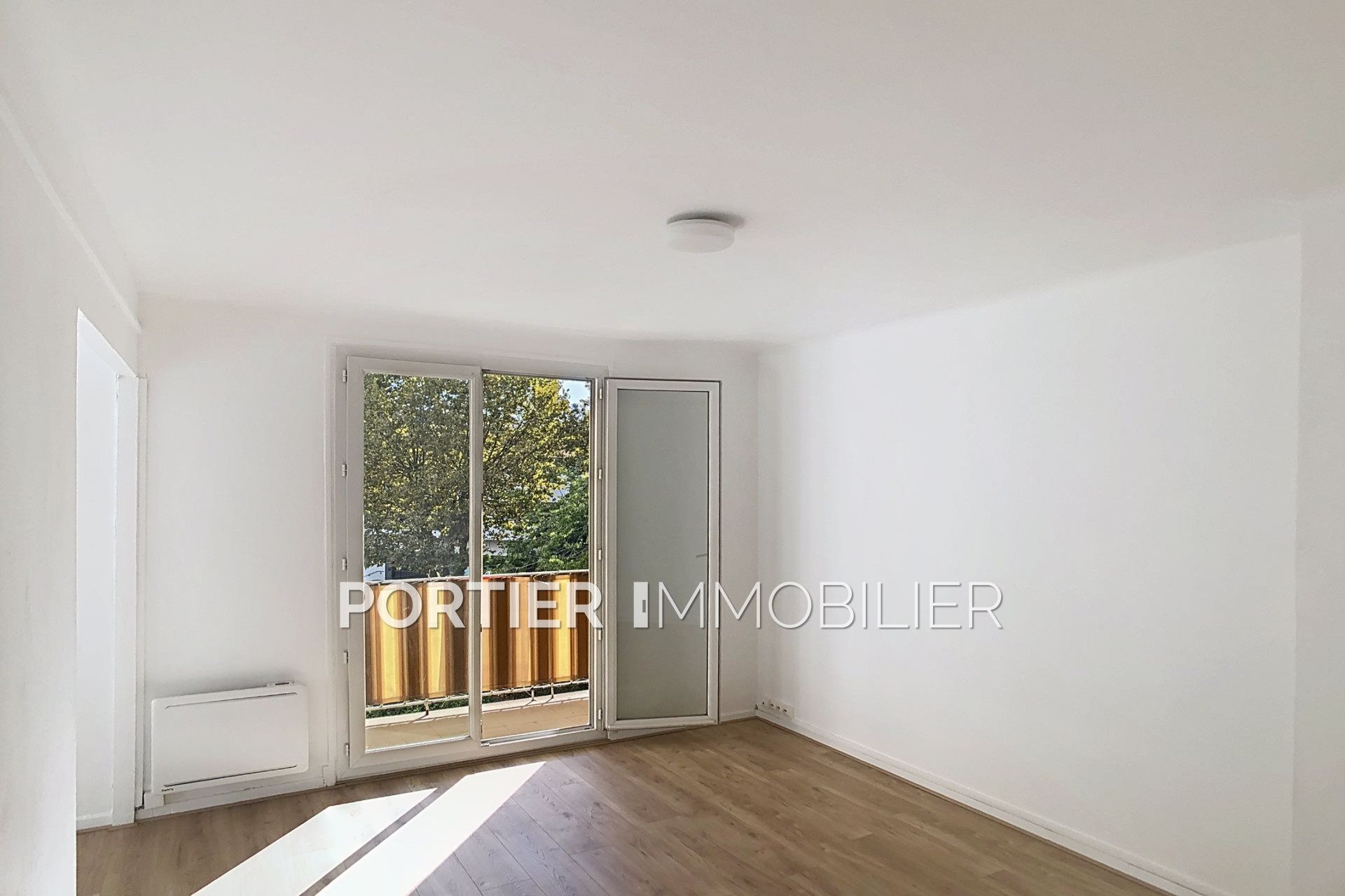 Appartement à louer, 45m², Antibes