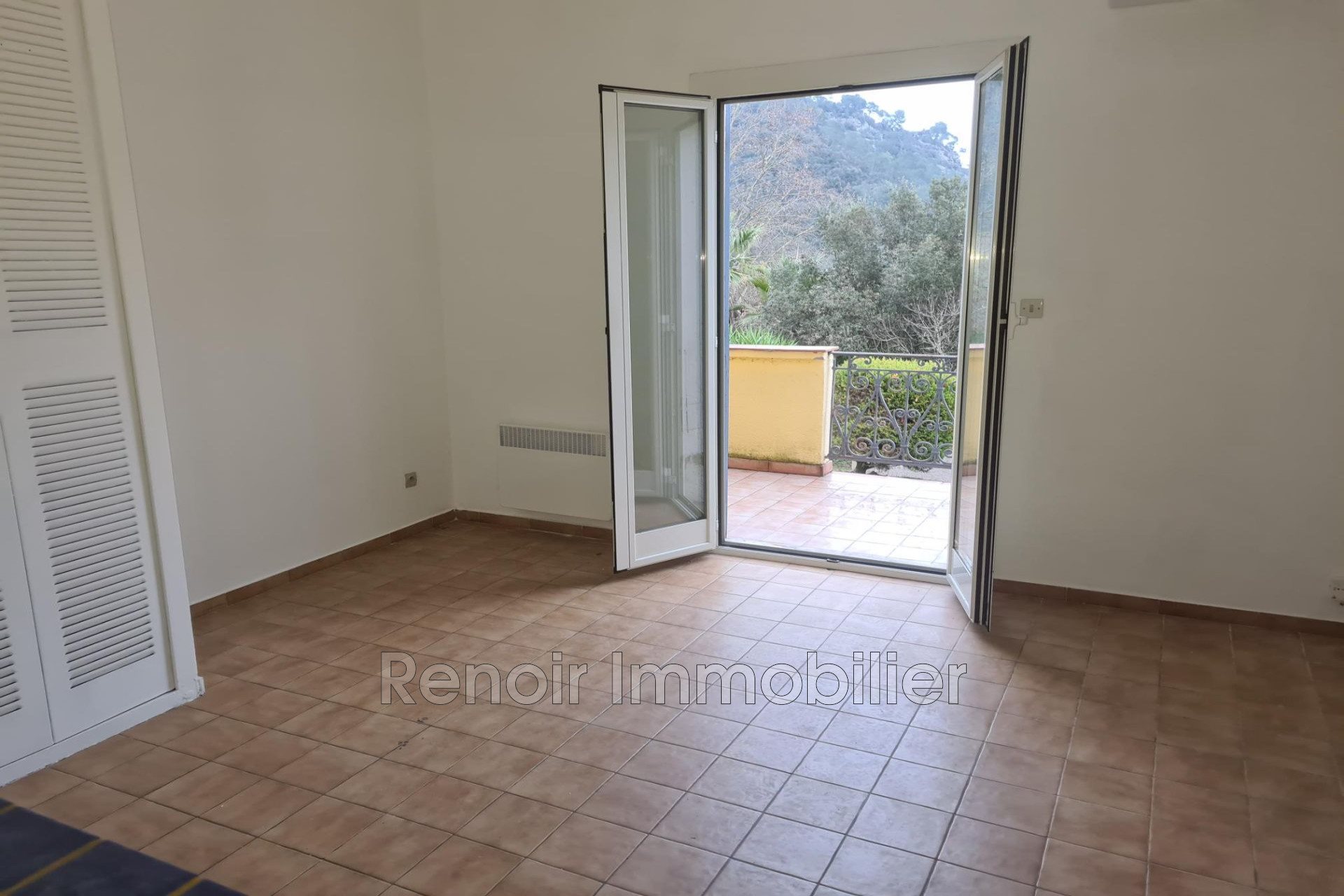 Appartement à louer, 22m², La Colle-sur-Loup