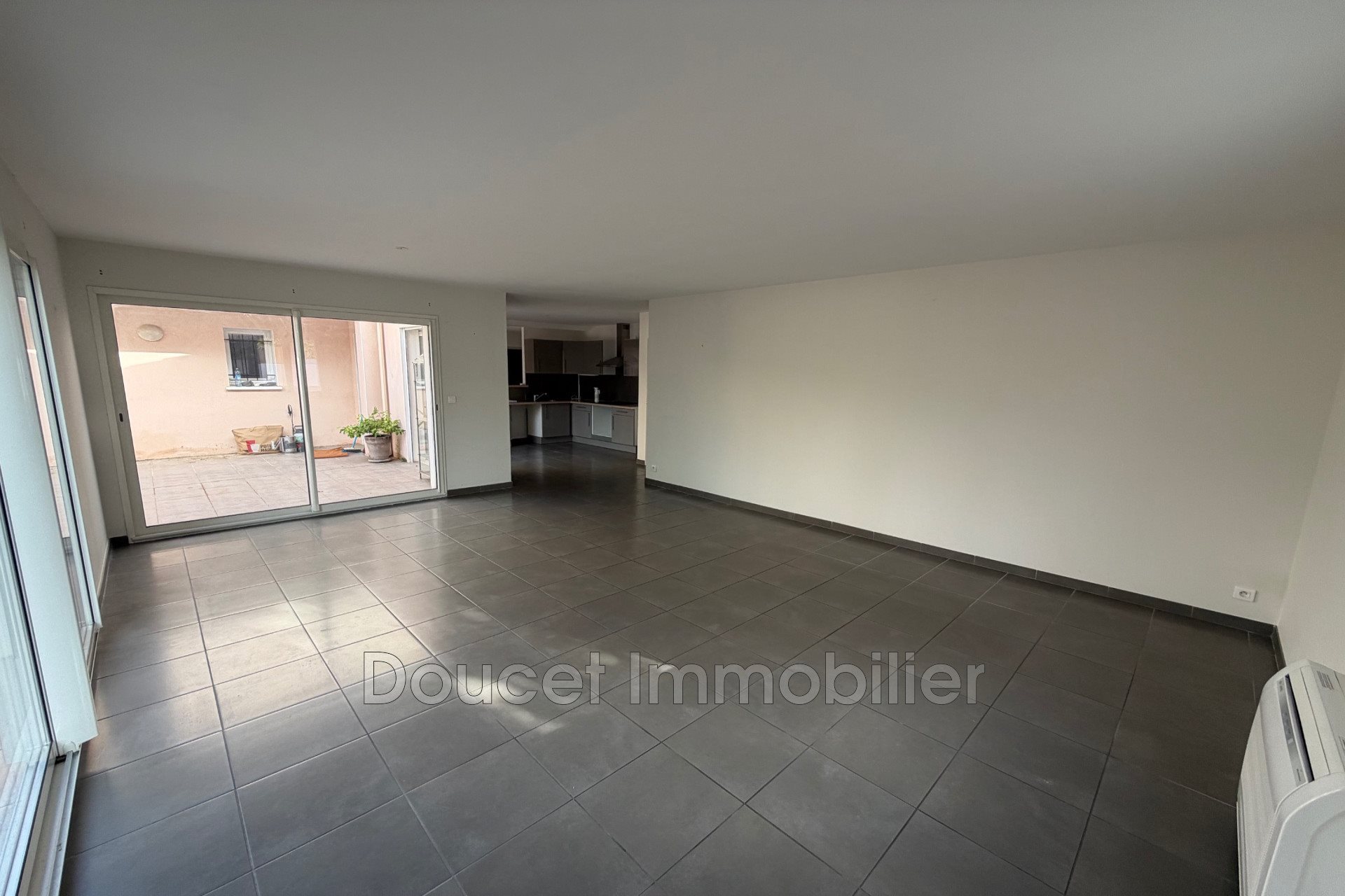 Maison à louer, 111m², Nissan-lez-Enserune