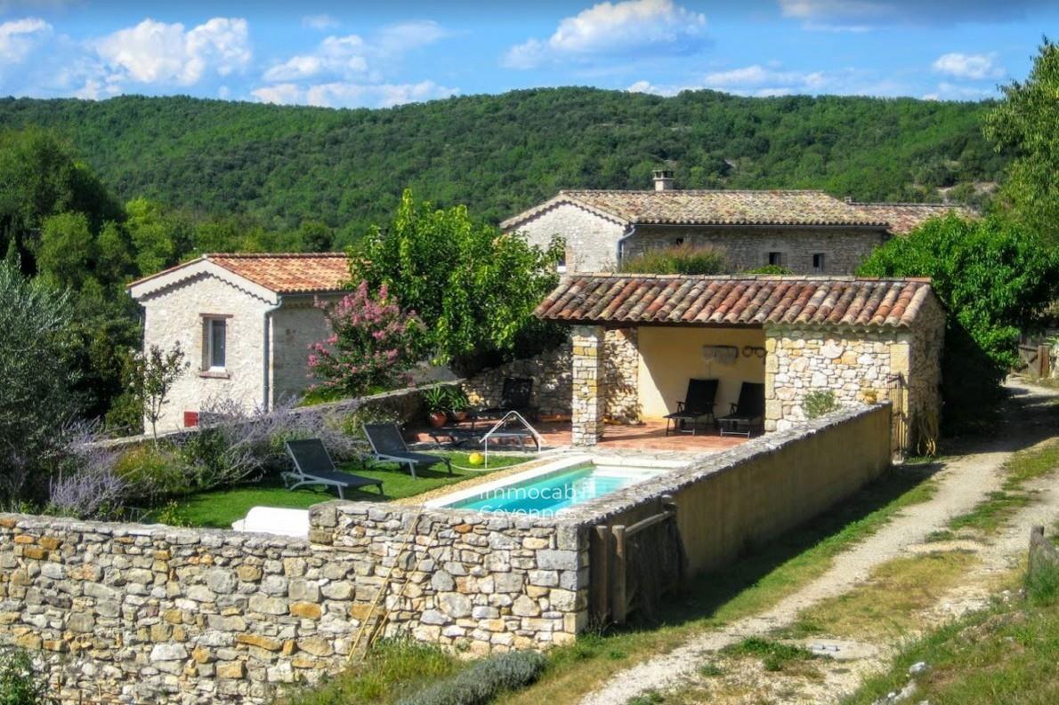 Maison à vendre, 390m², Uzès