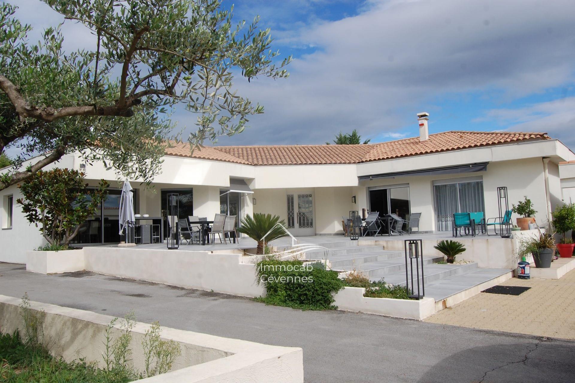 Maison à vendre, 220m², Alès