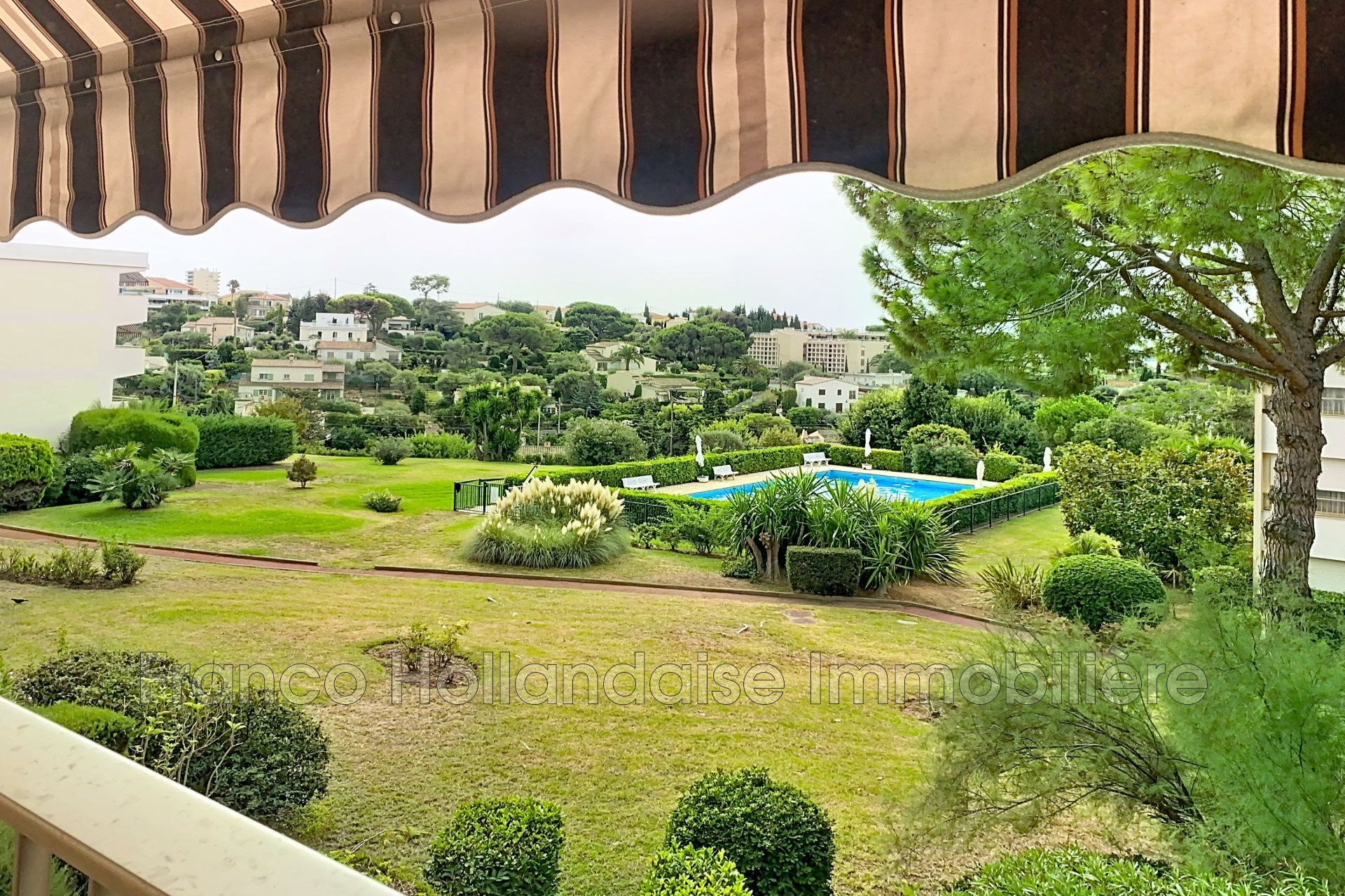 Appartement à louer, 46m², Antibes