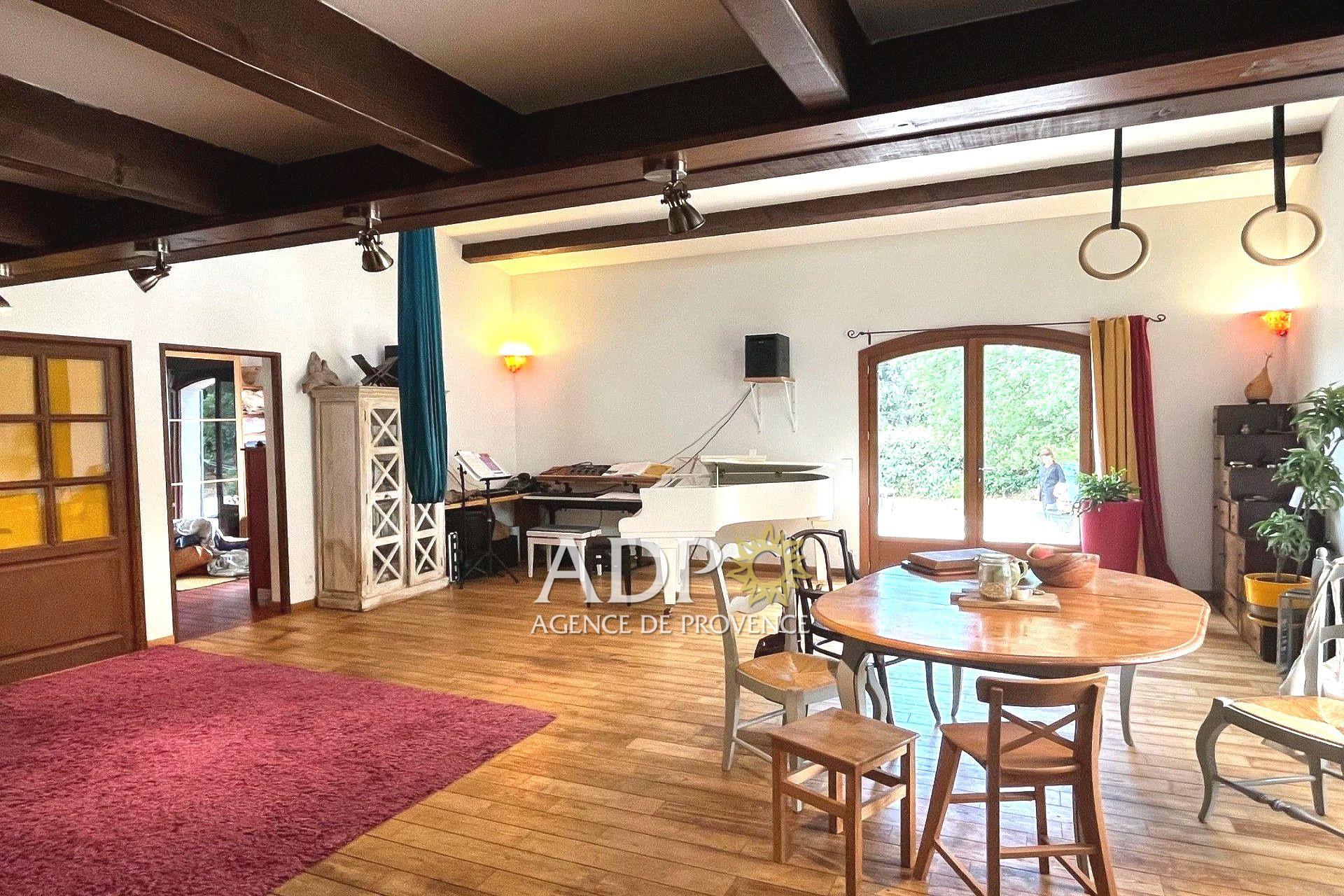 Maison à vendre, 105m², Saint-Cézaire-sur-Siagne