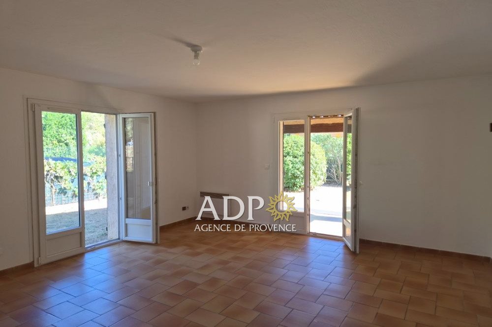 Maison à louer, 81m², Pégomas