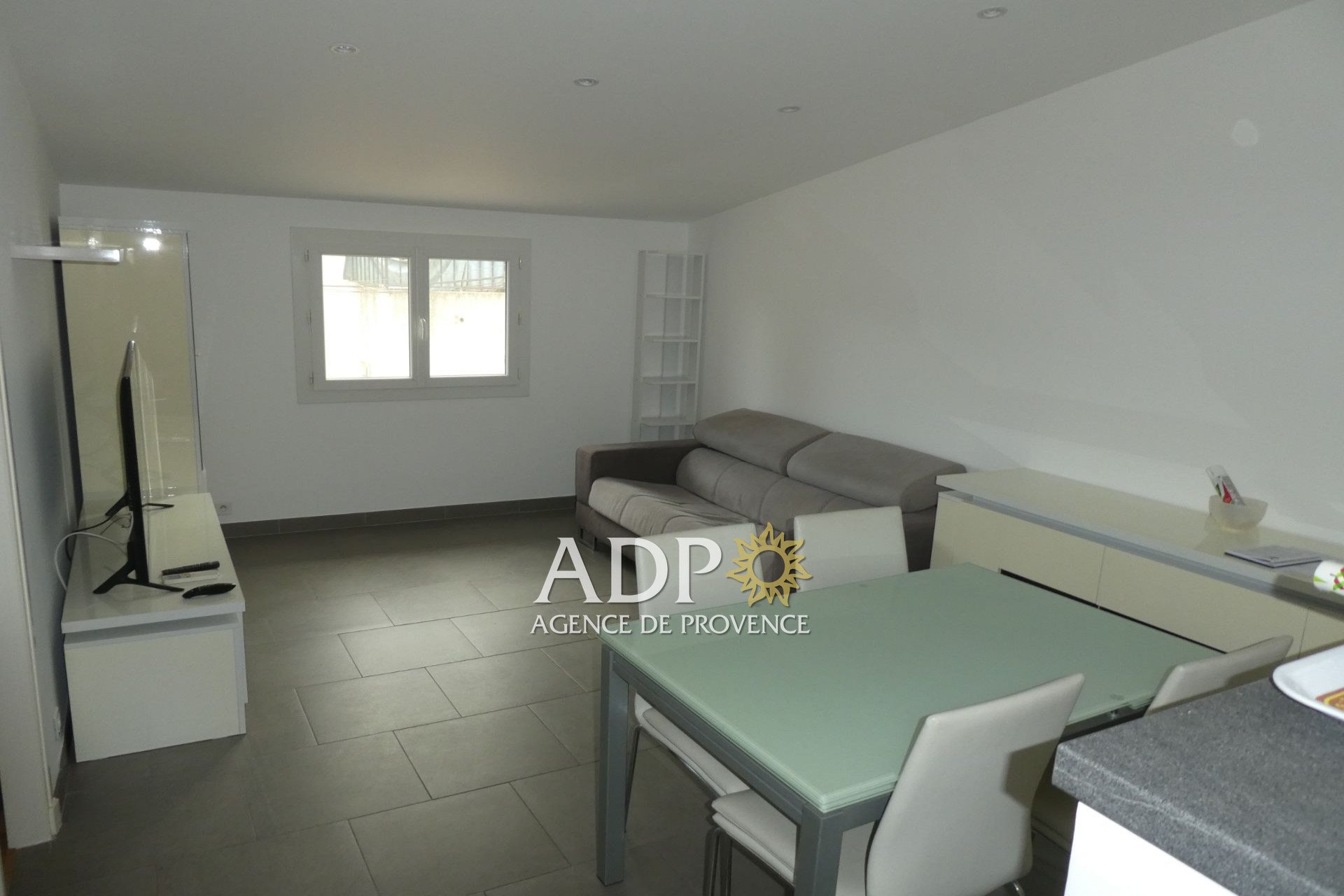 Appartement à louer, 40m², Pégomas