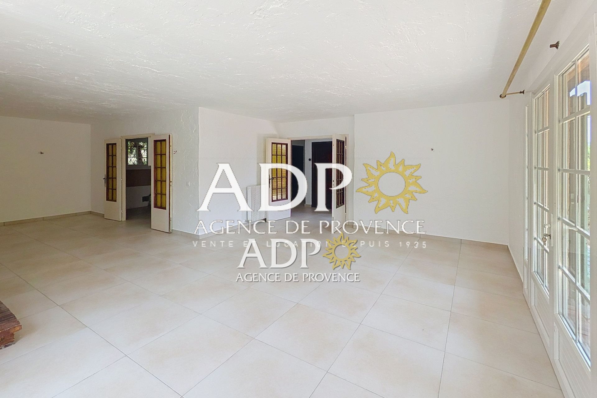 Appartement à louer, 154m², Pégomas