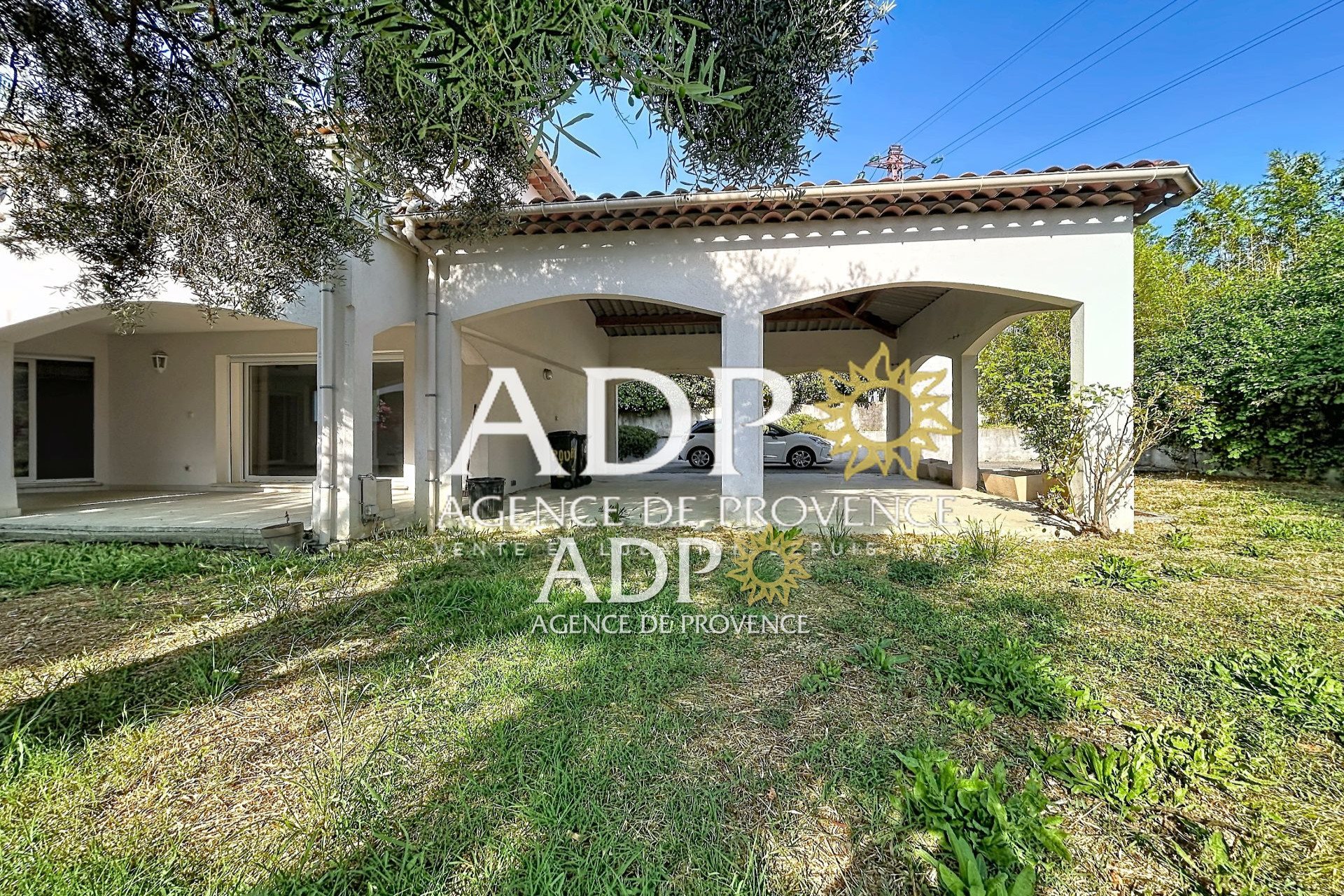 Maison à louer, 139m², La Roquette-sur-Siagne