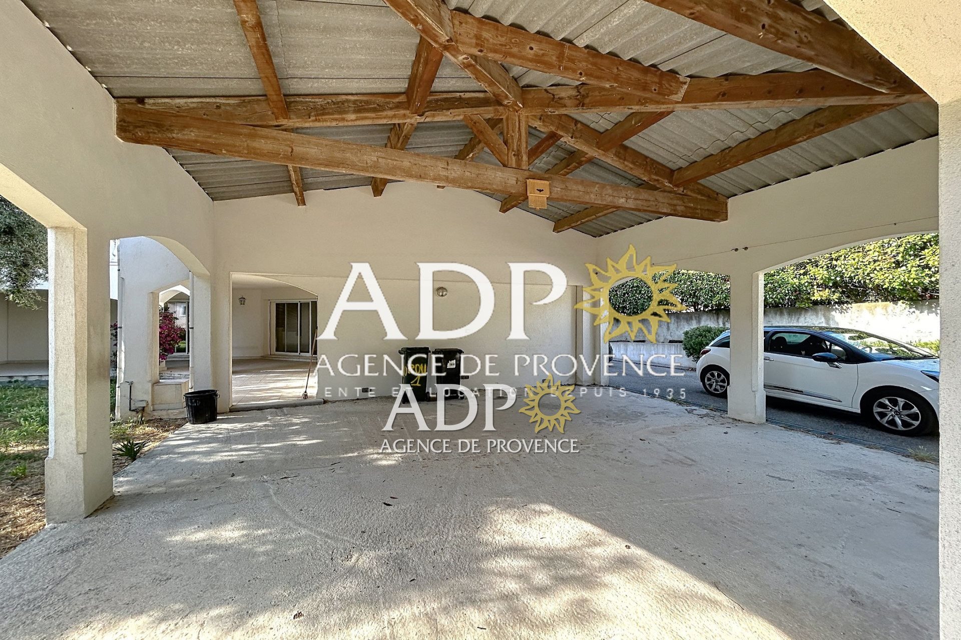 Maison à louer, 139m², La Roquette-sur-Siagne