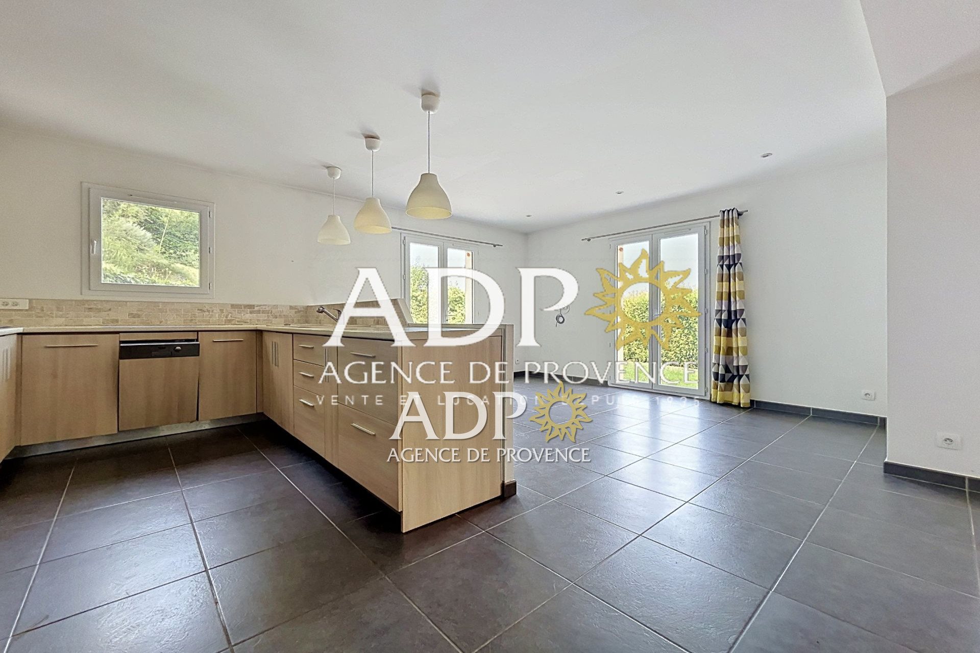 Maison à vendre, 96m², Pégomas