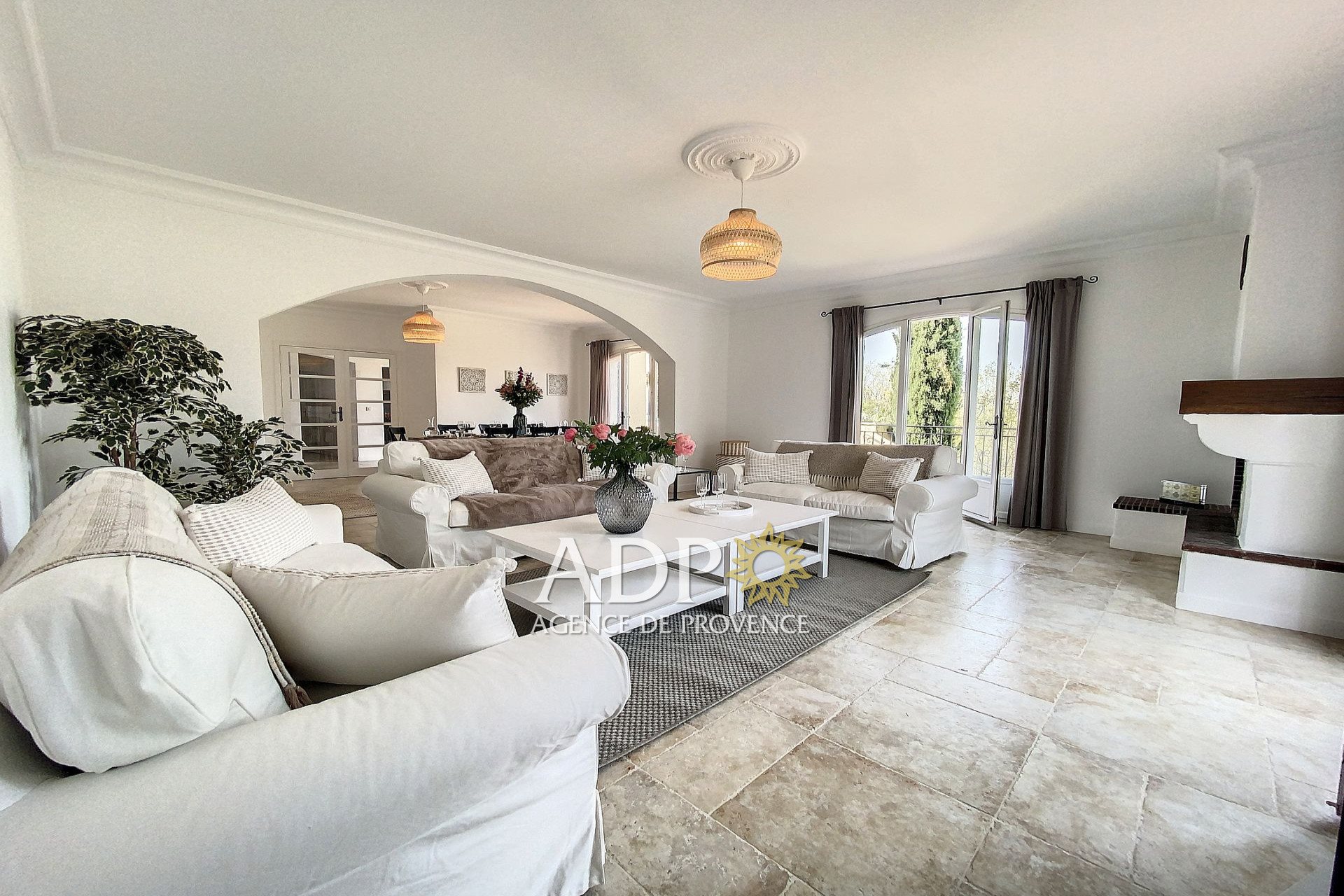 Maison à vendre, 250m², Valbonne
