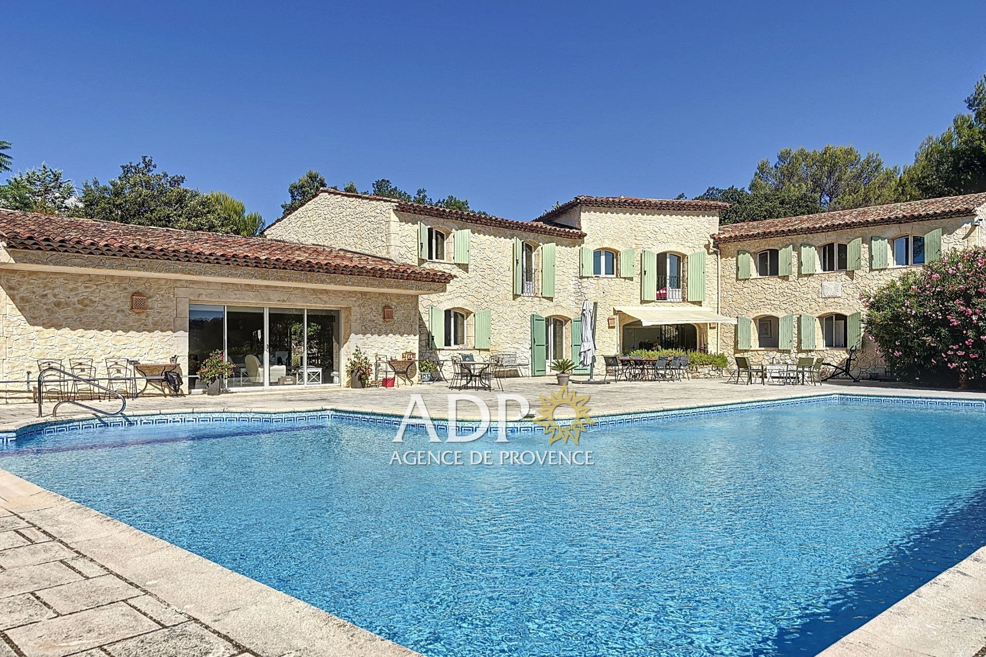 Maison à vendre, 300m², Mouans-Sartoux