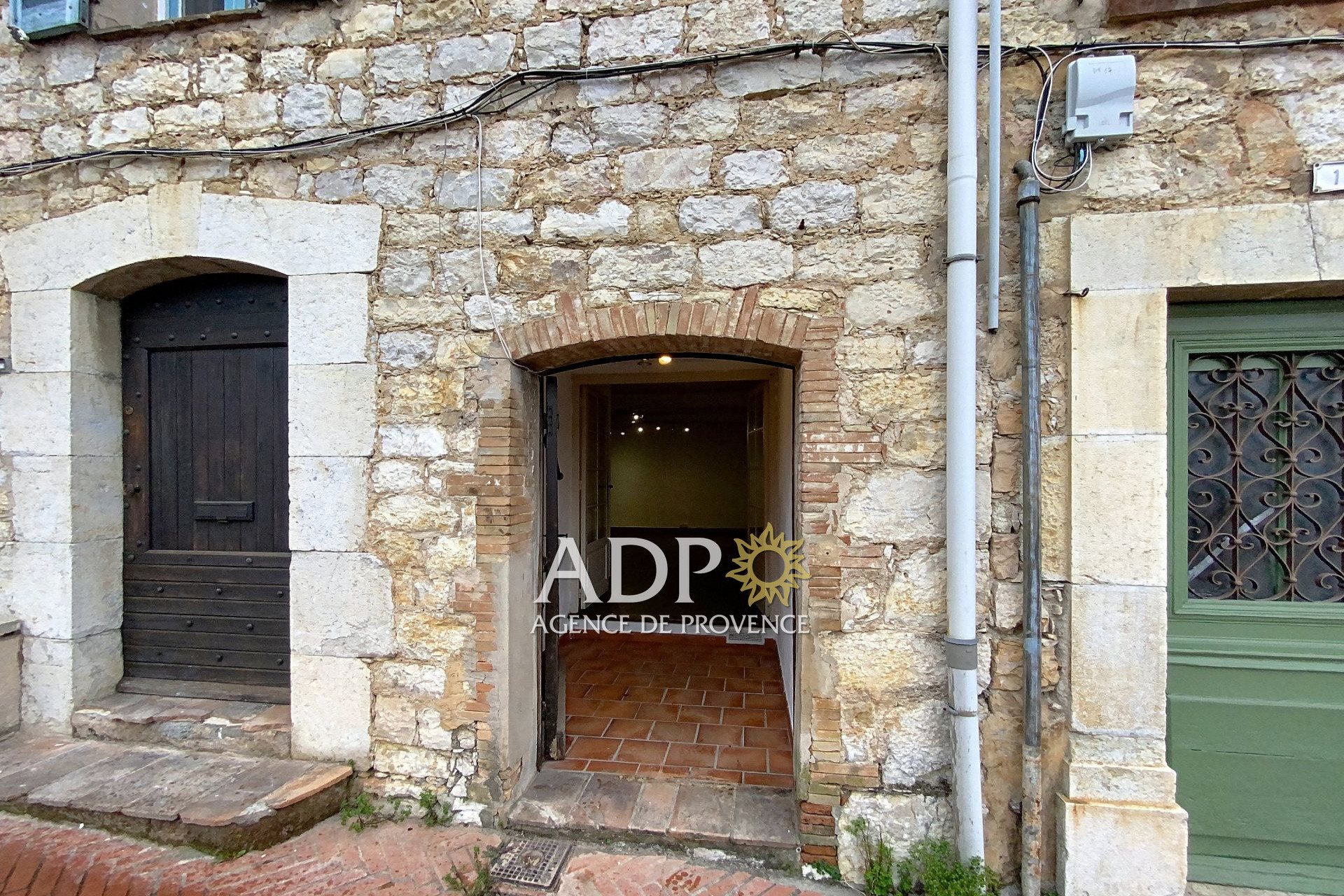 Maison à louer, 22m², Valbonne