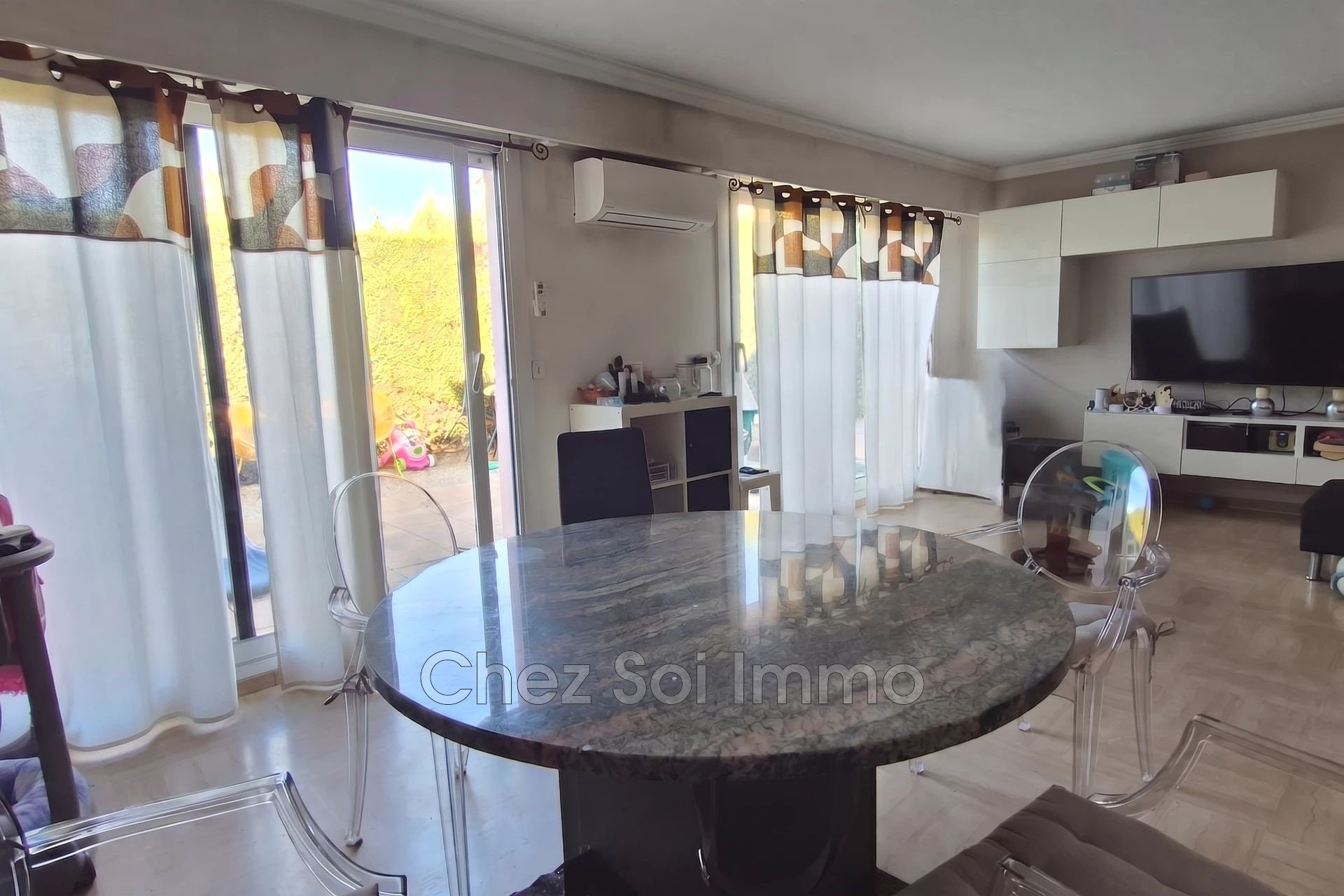 Maison à vendre, 100m², Saint-Laurent-du-Var