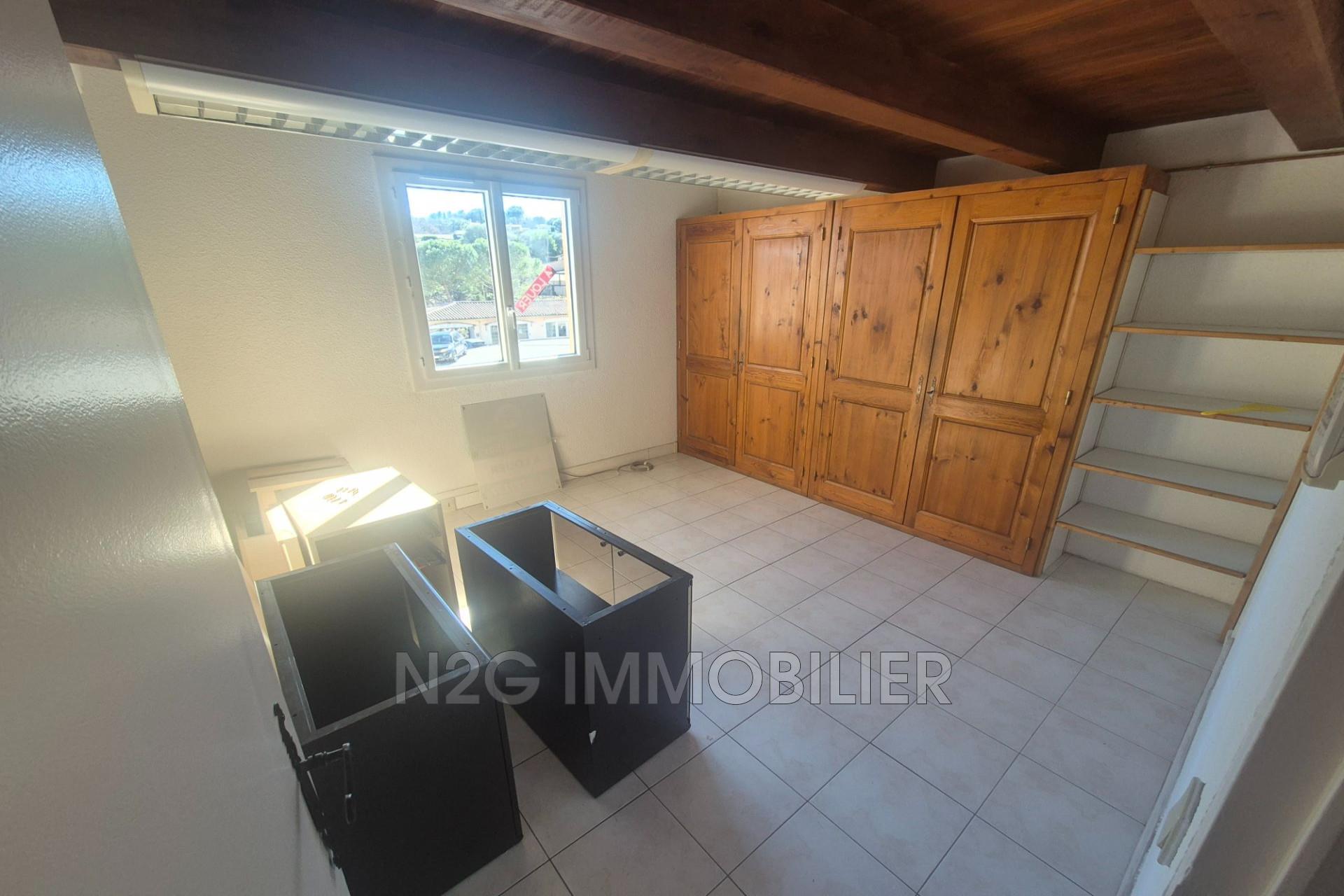 Maison à louer, 103m², Le Rouret
