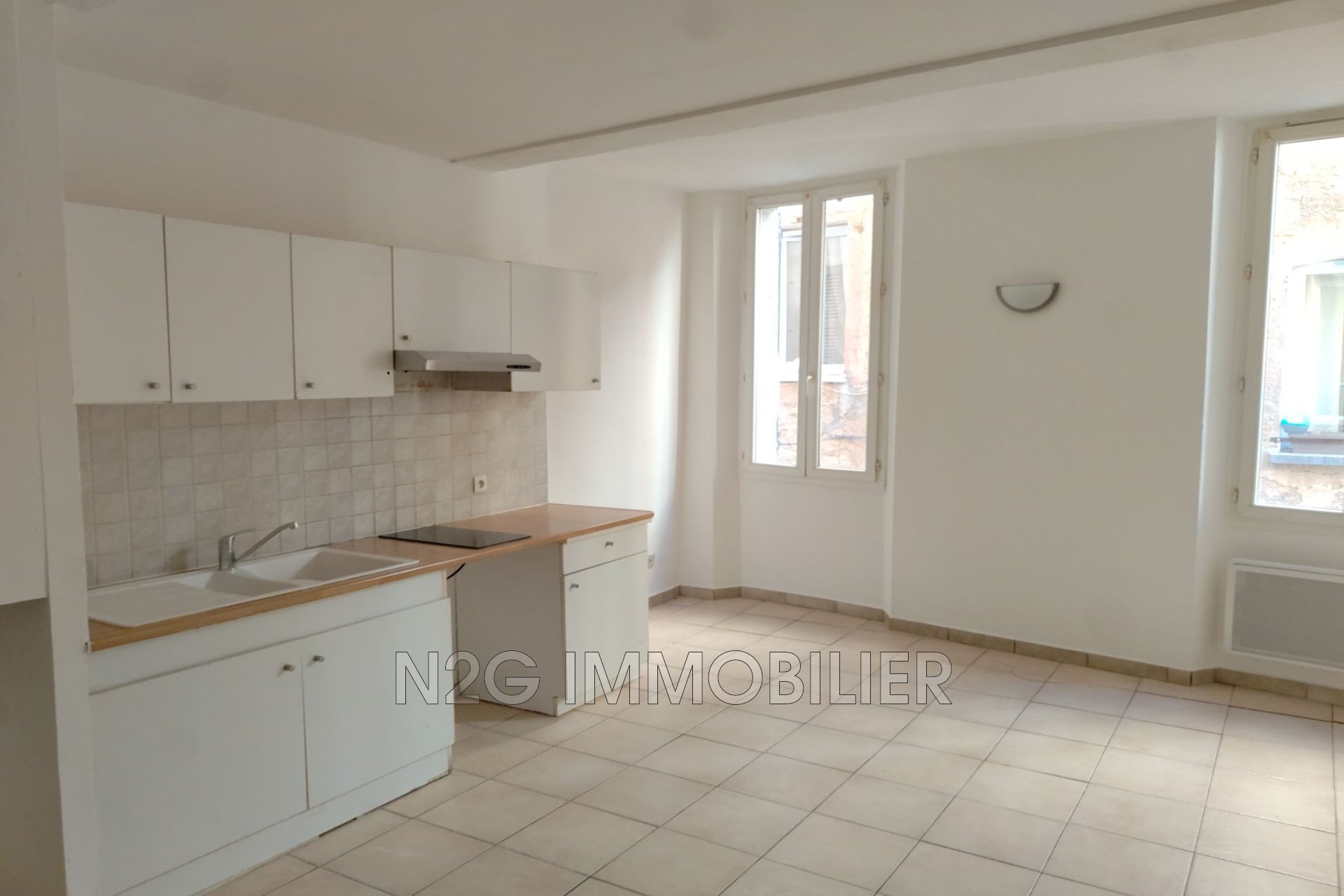 Appartement à louer, 33m², Callas