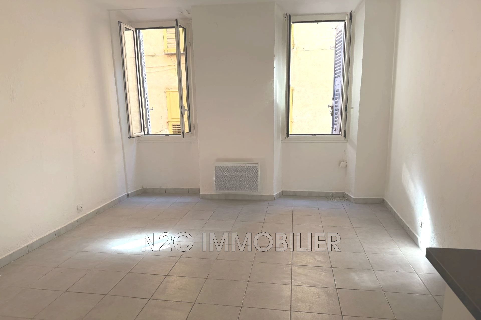 Appartement à louer, 16m², Vallauris