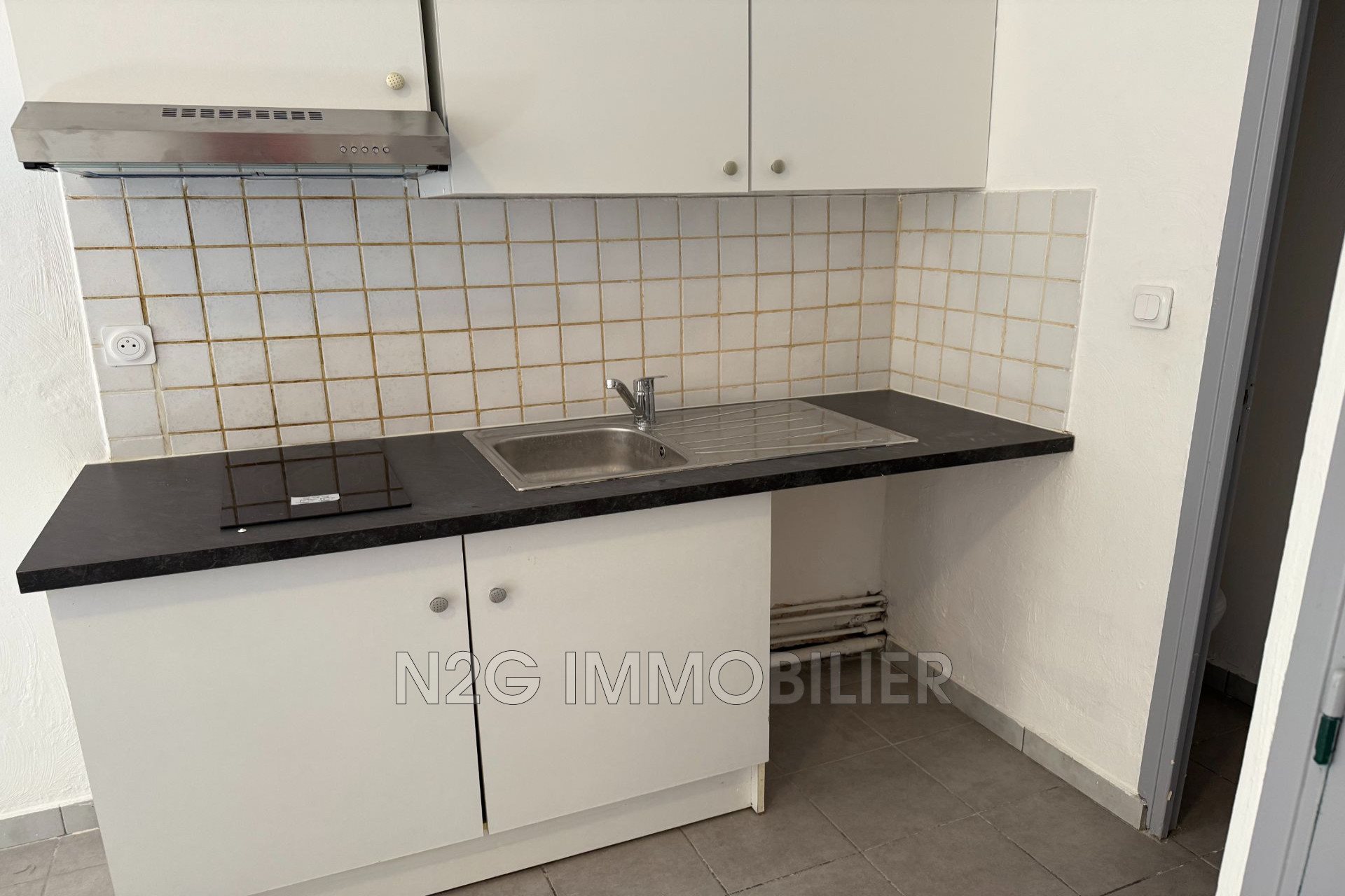 Appartement à louer, 16m², Vallauris