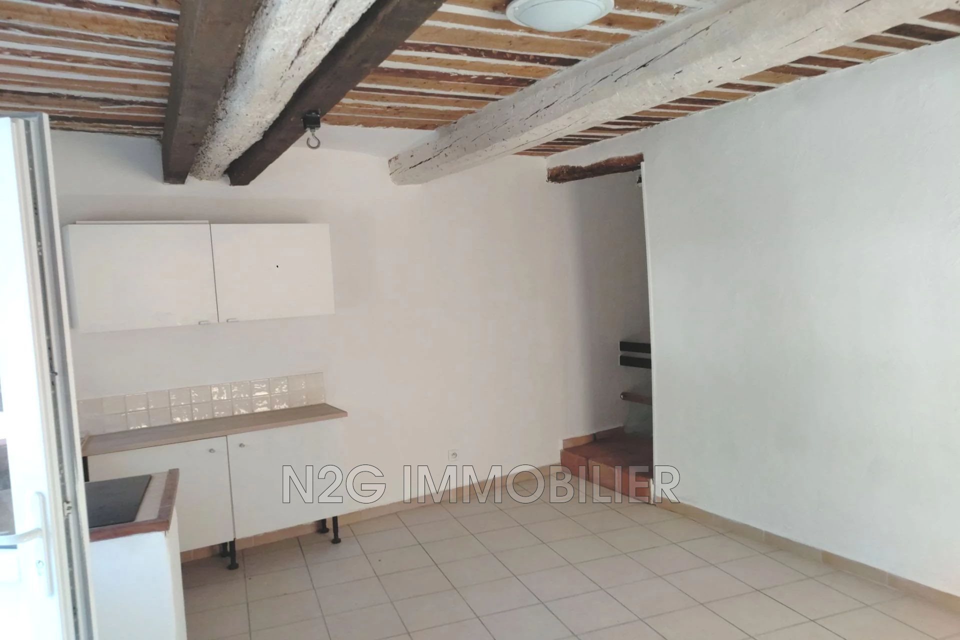 Appartement à louer, 22m², Callas