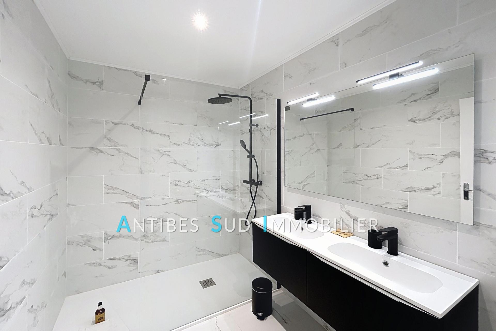 Appartement à vendre, 69m², Golfe-Juan
