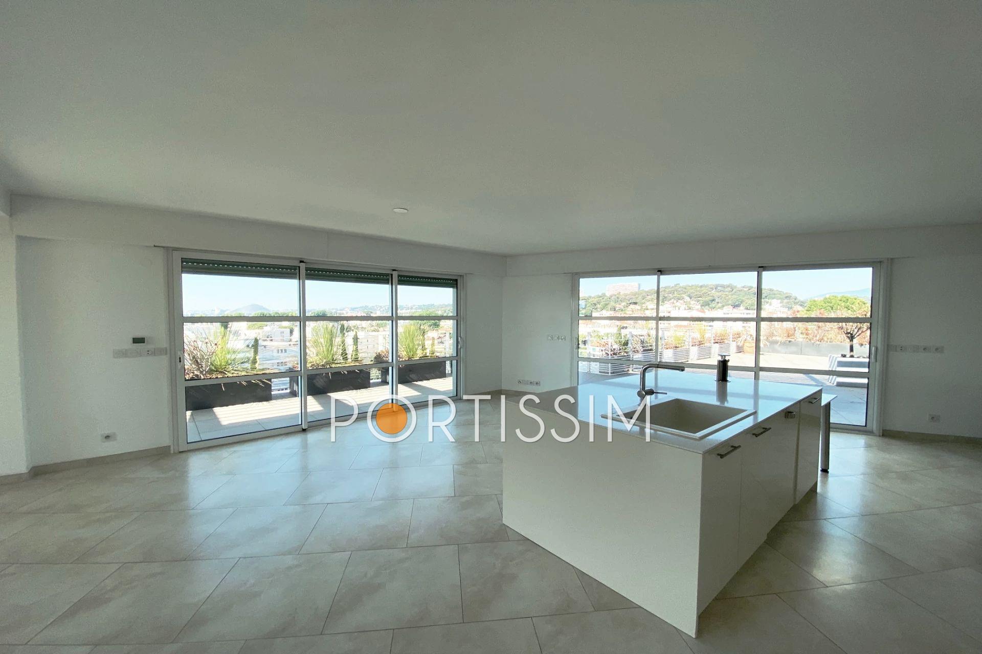 Appartement à vendre, 107m², Cagnes-sur-Mer