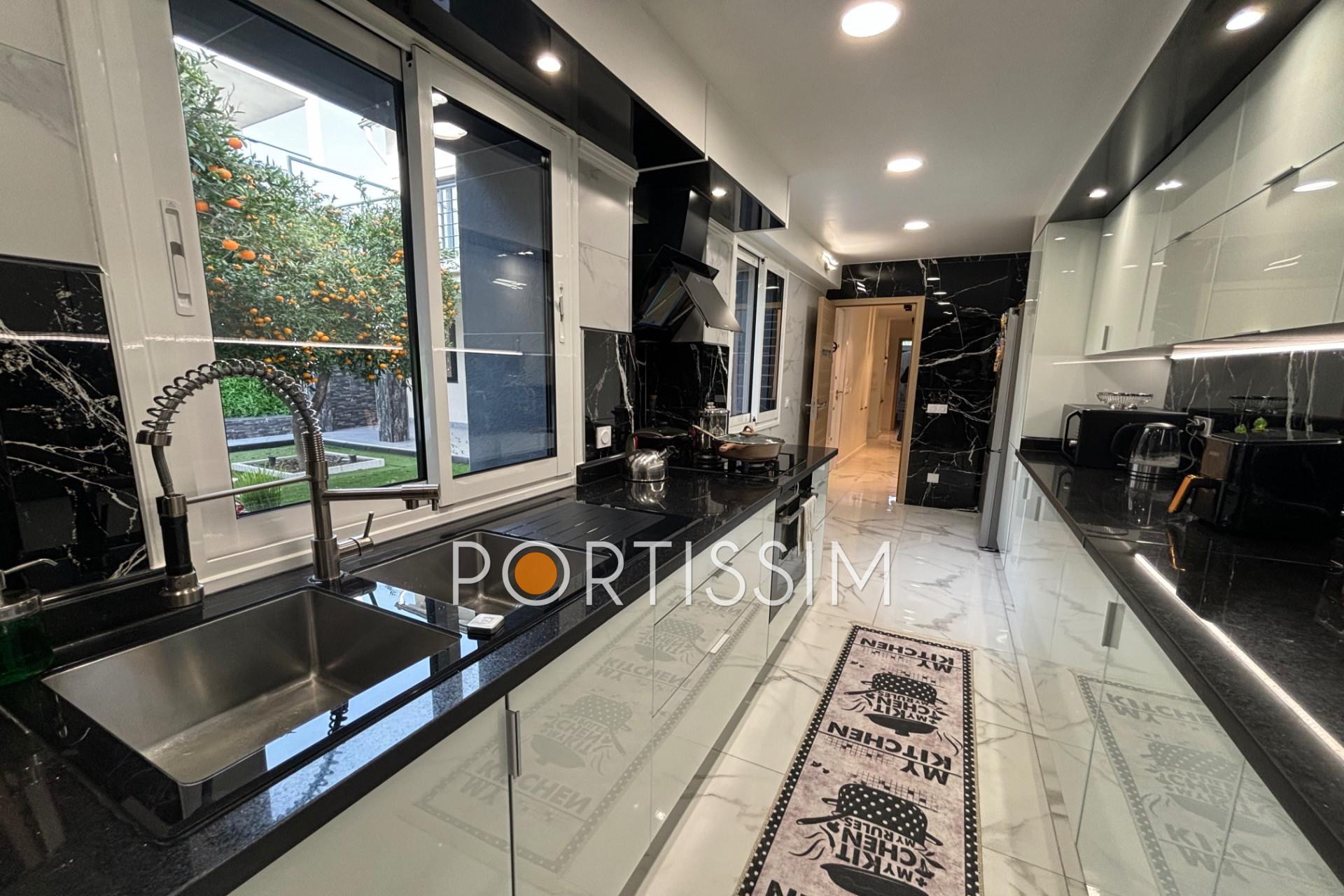 Maison à vendre, 138m², Saint-Laurent-du-Var