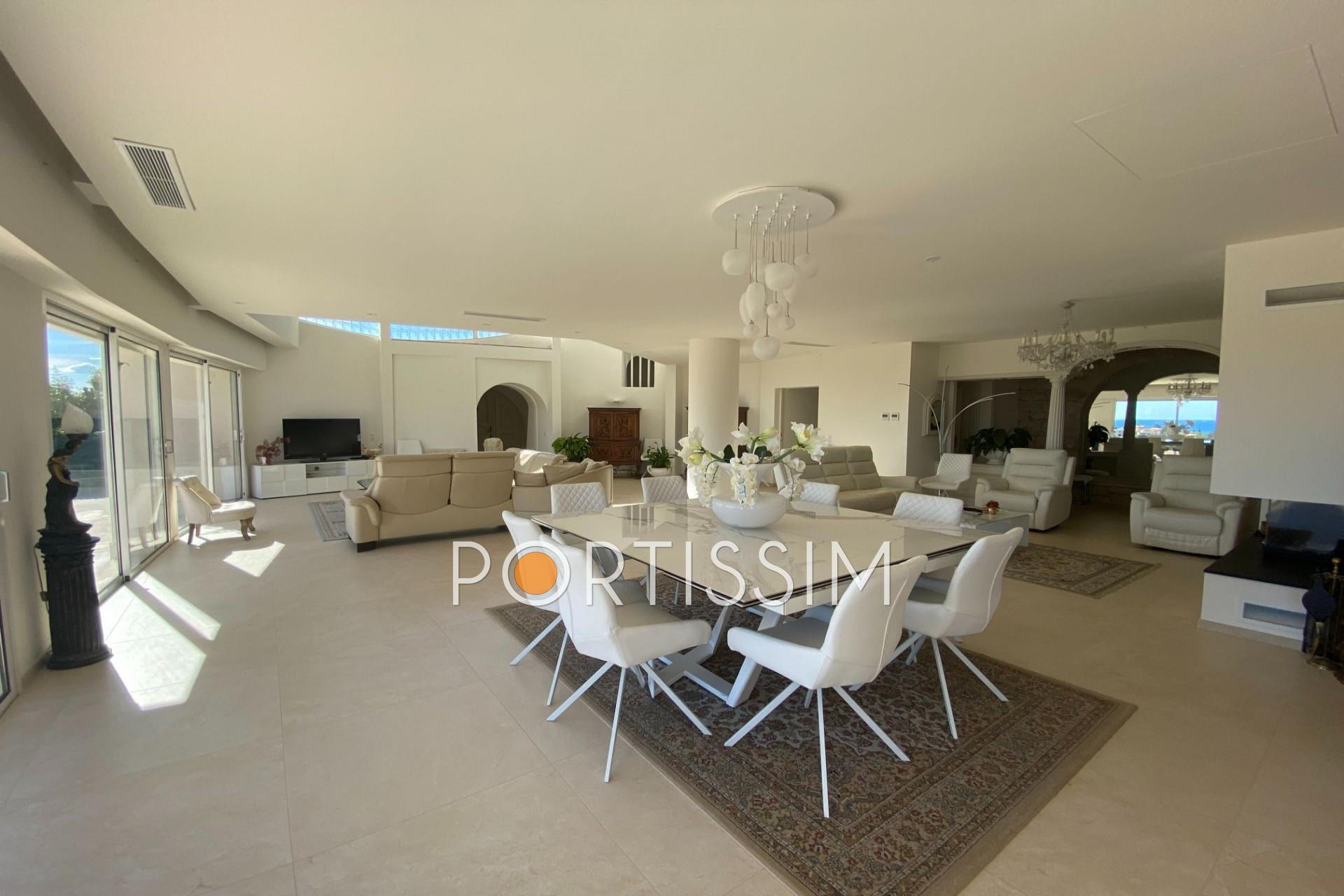 Maison à vendre, 435m², Cagnes-sur-Mer