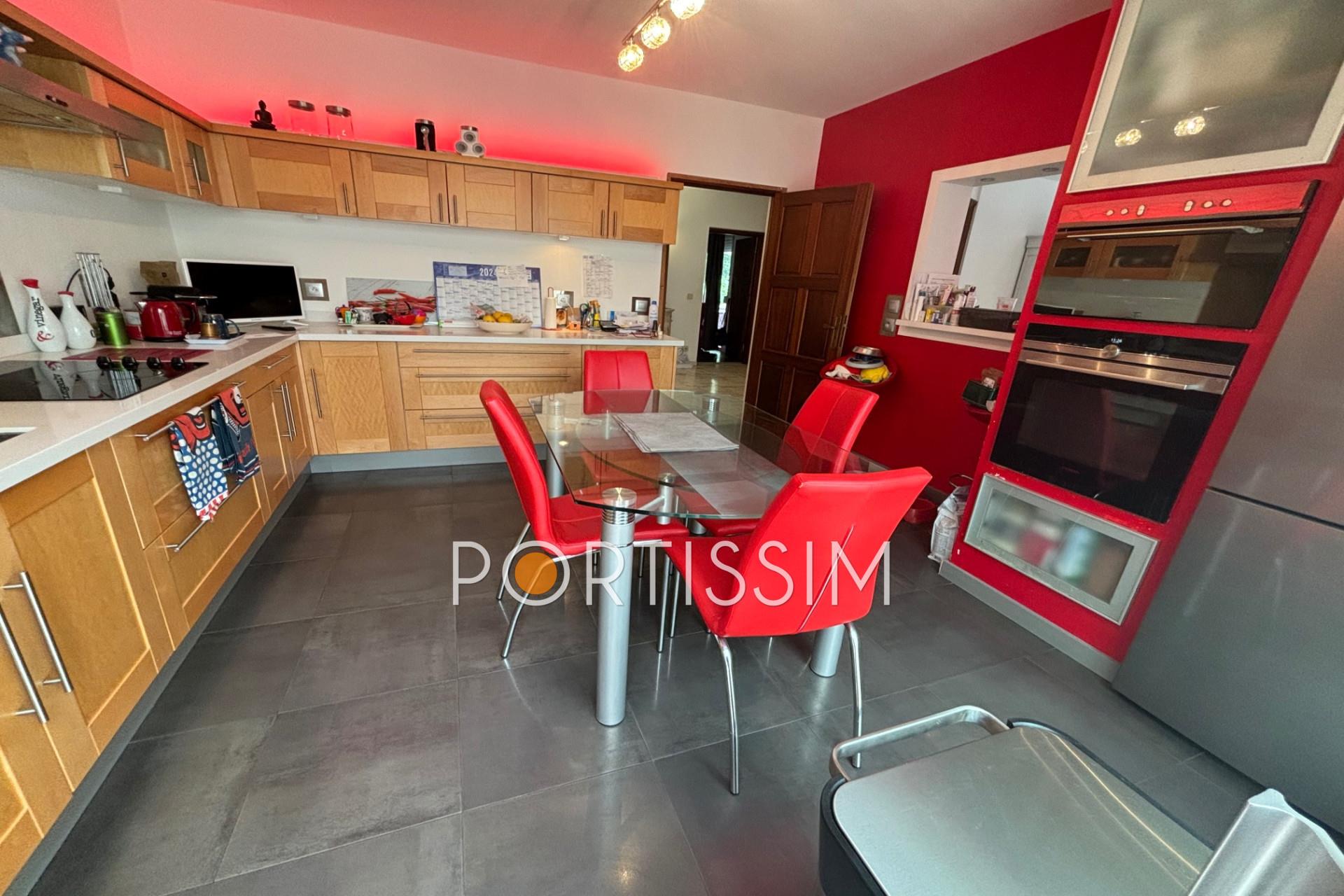 Maison à vendre, 240m², Cagnes-sur-Mer