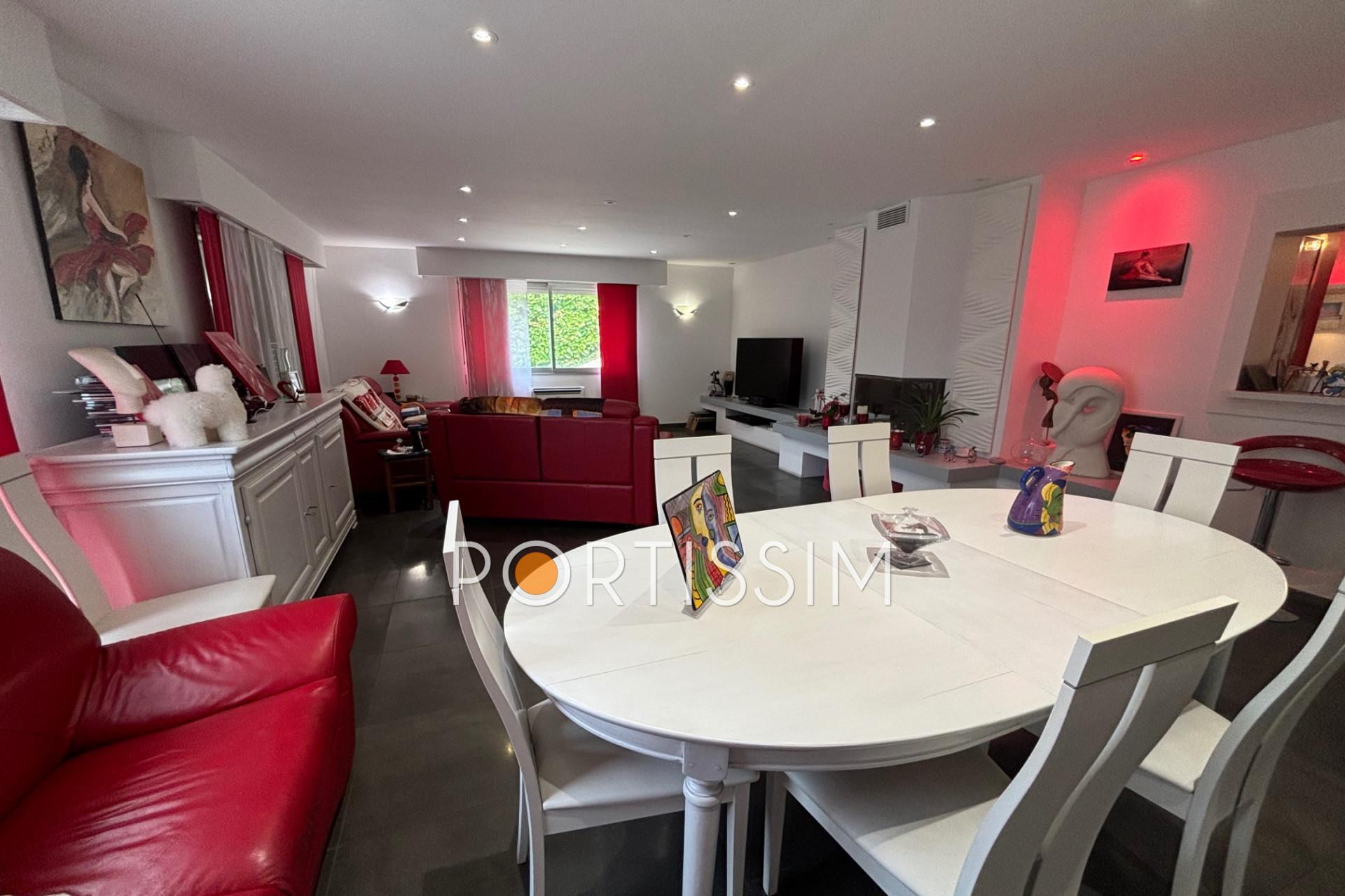 Maison à vendre, 240m², Cagnes-sur-Mer