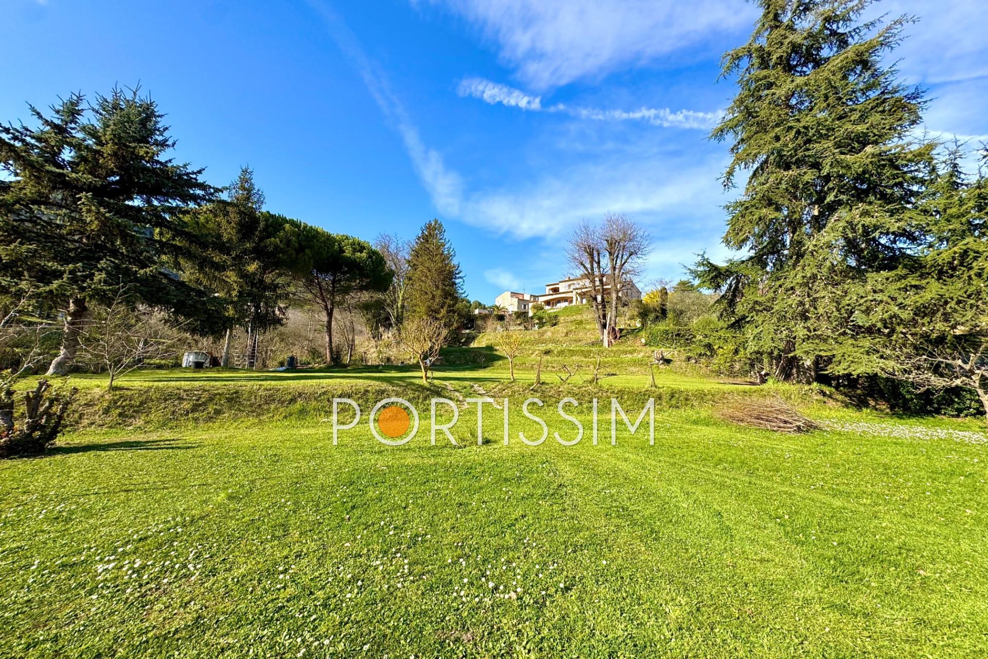 Maison à vendre, 150m², Tourrette-Levens
