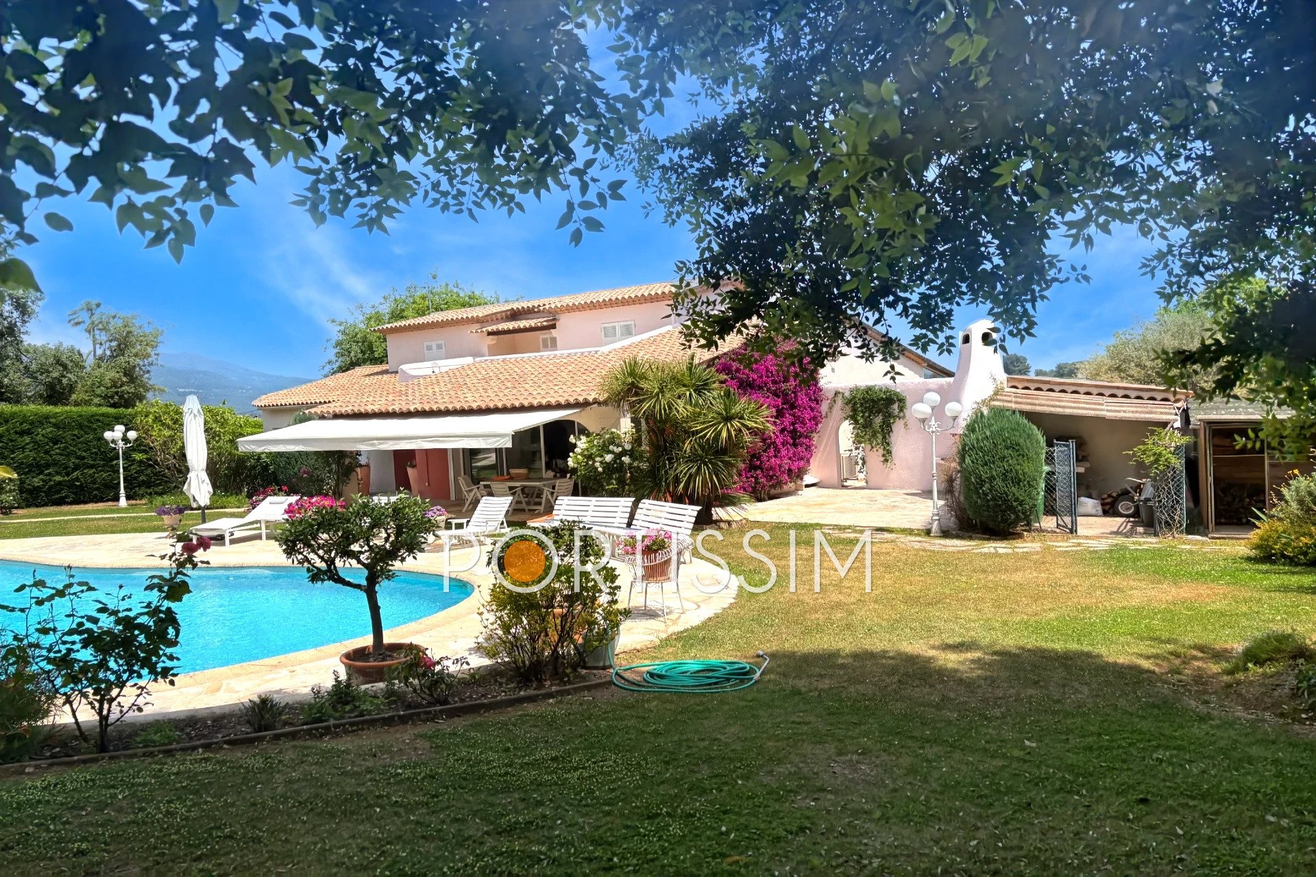 Maison à vendre, 301m², Le Rouret