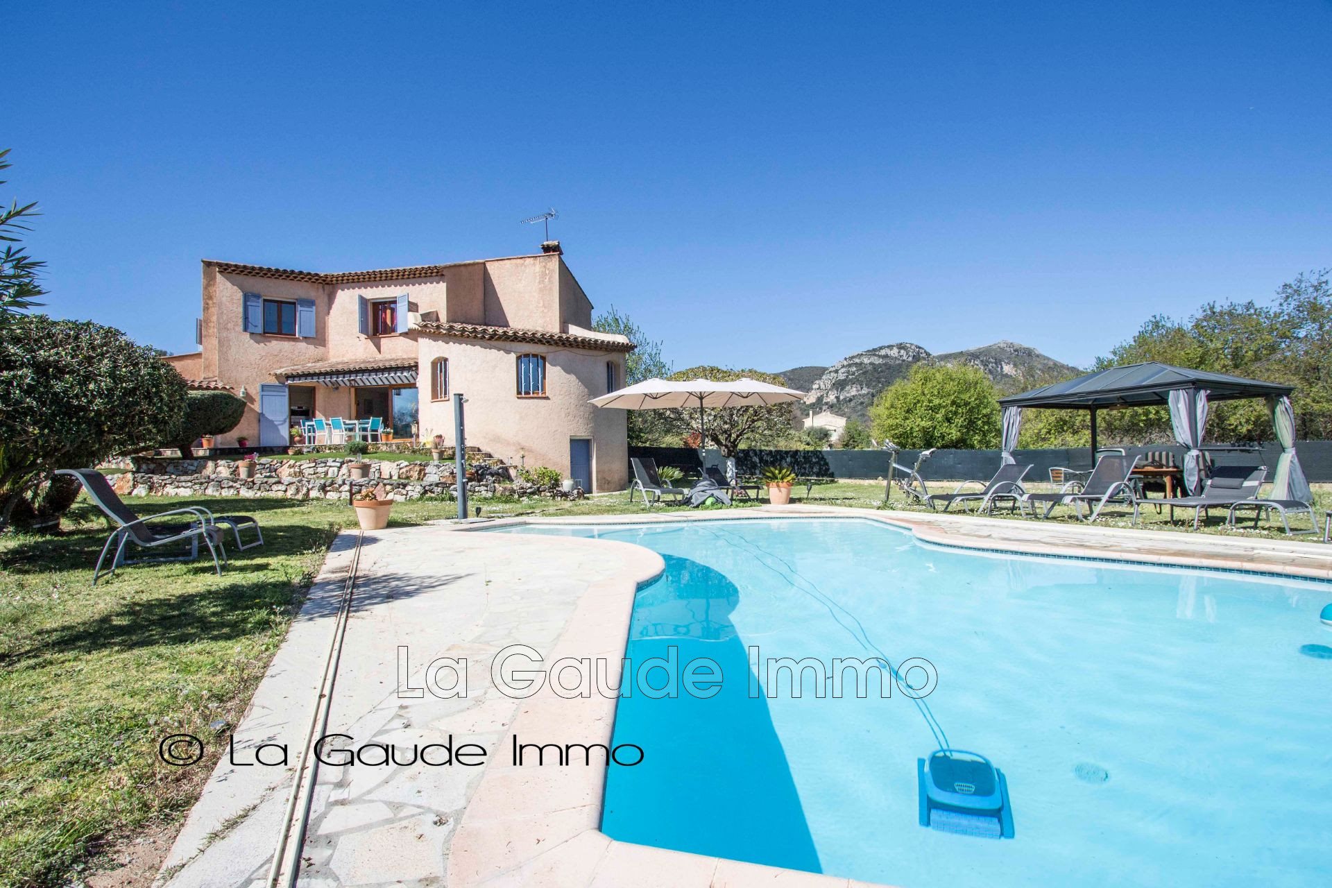 Maison à vendre, 155m², La Gaude