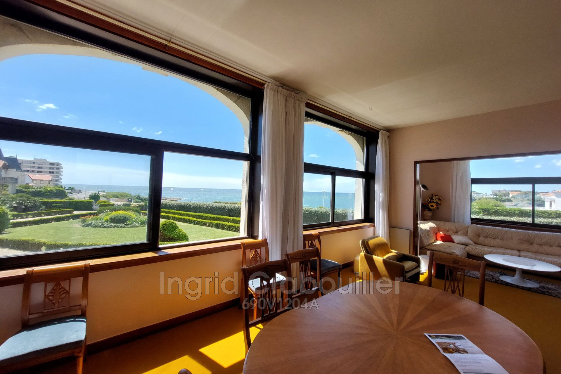 Appartement à vendre, 77m², Royan